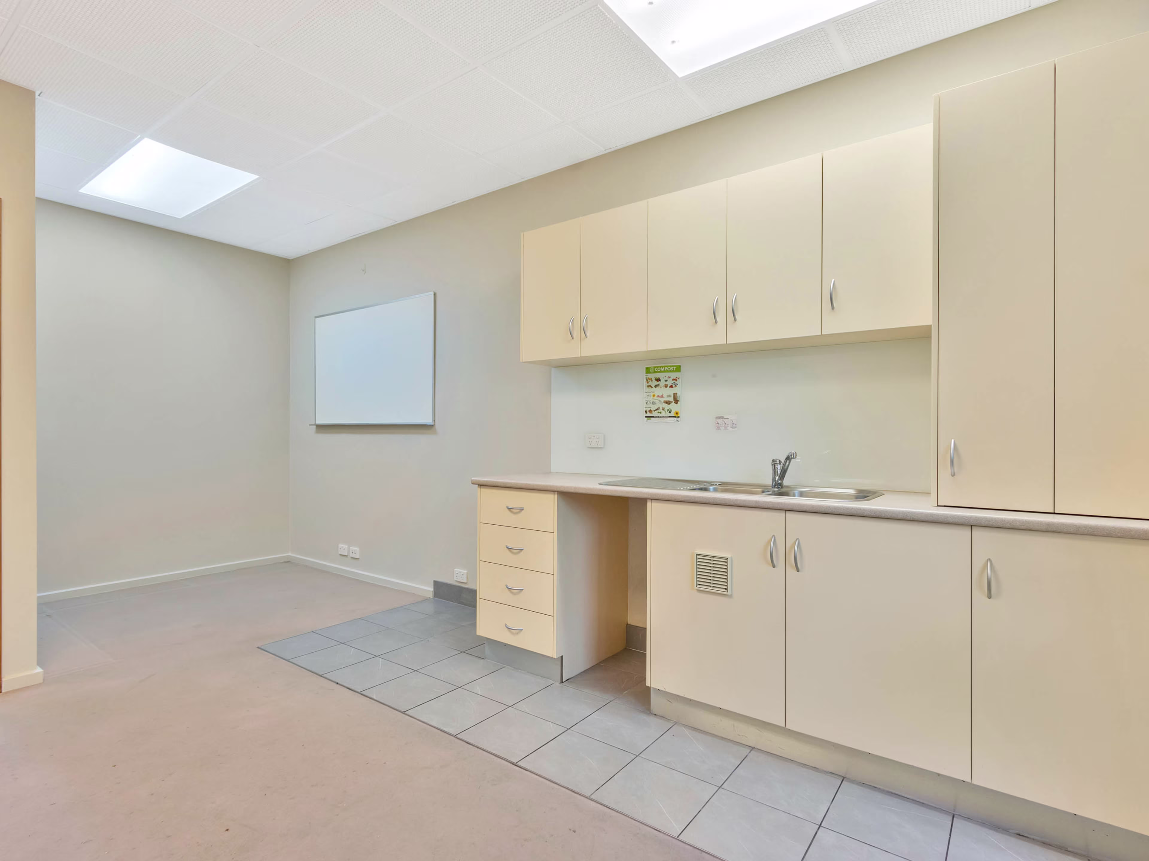 1 Longview Road Windsor Gardens