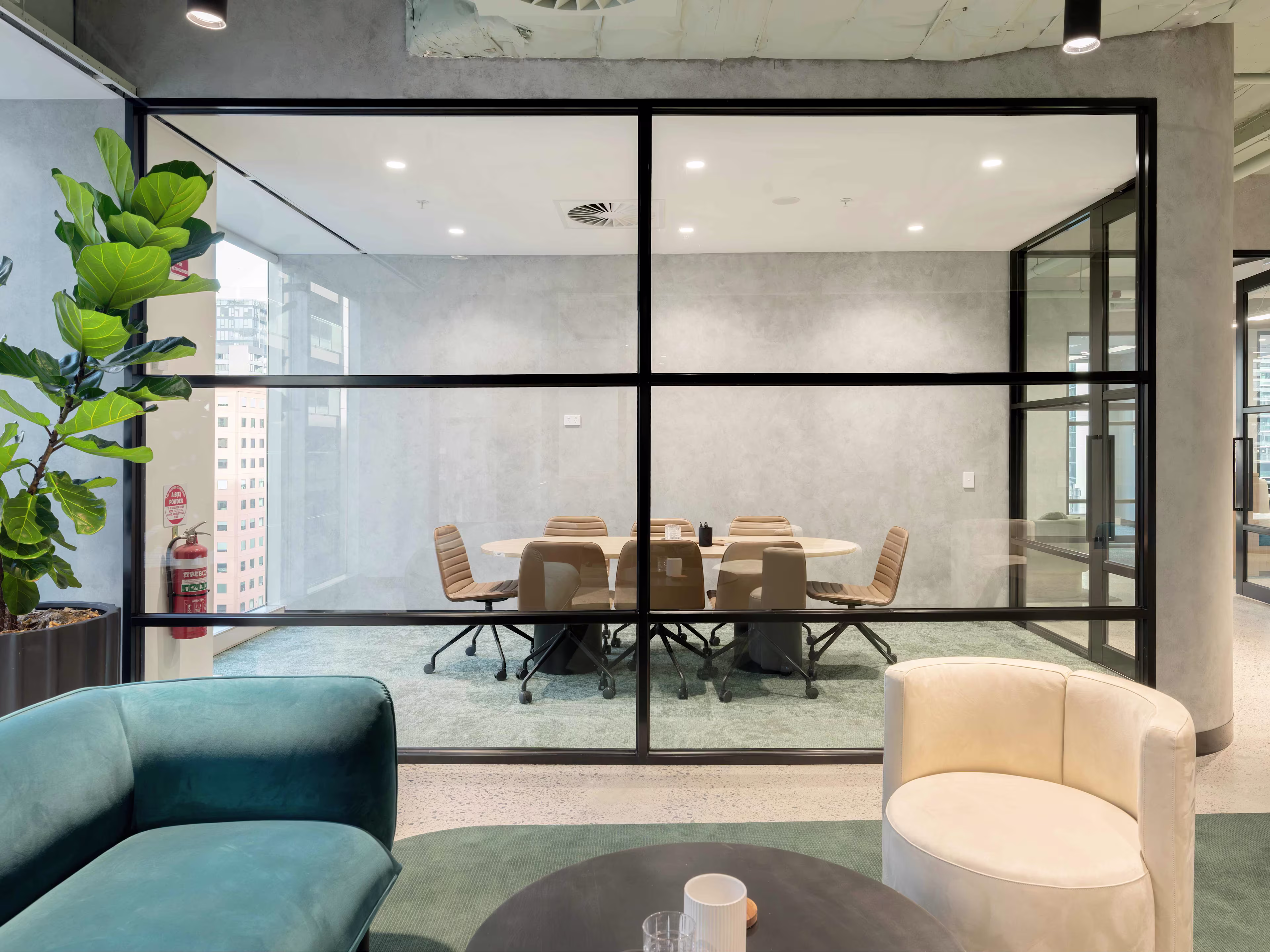 555 Lonsdale Street
