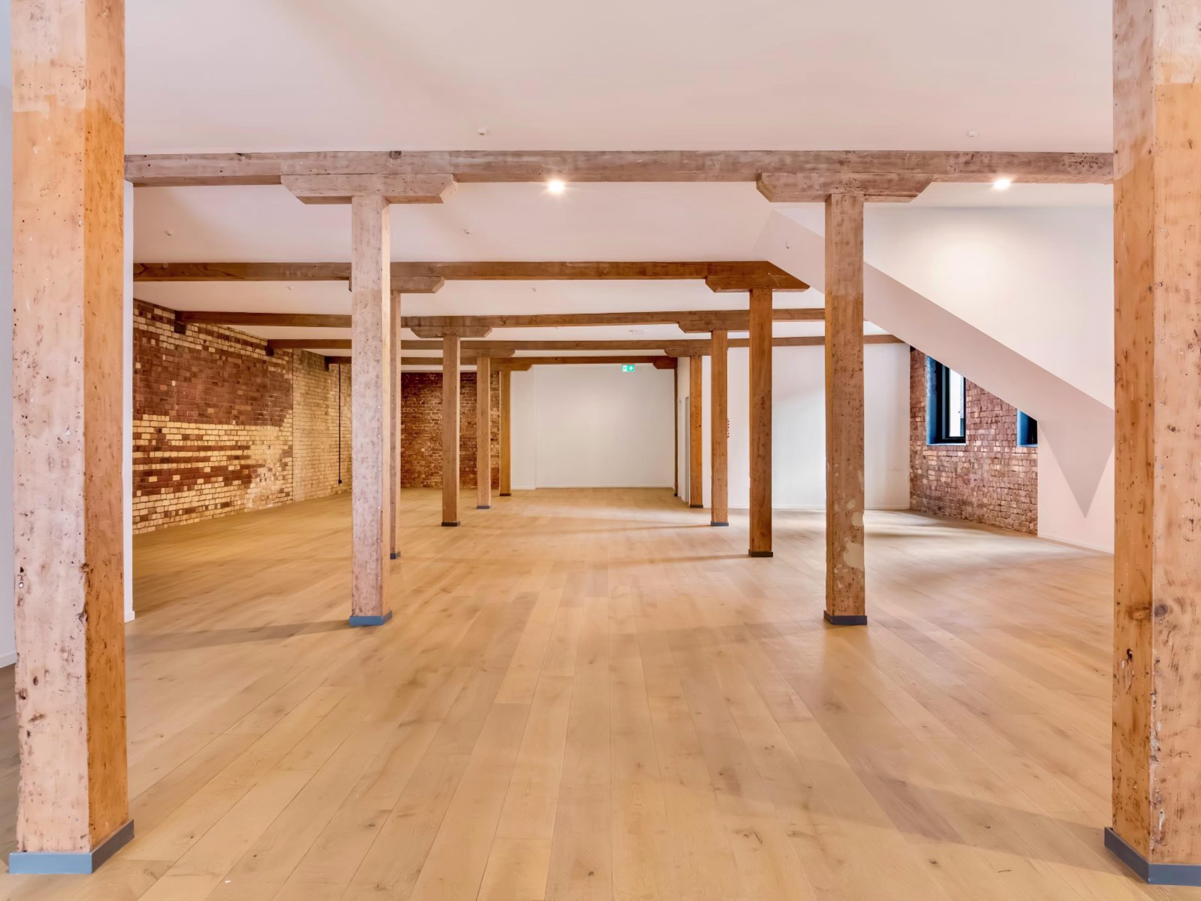 Ground, 9 Gore Street