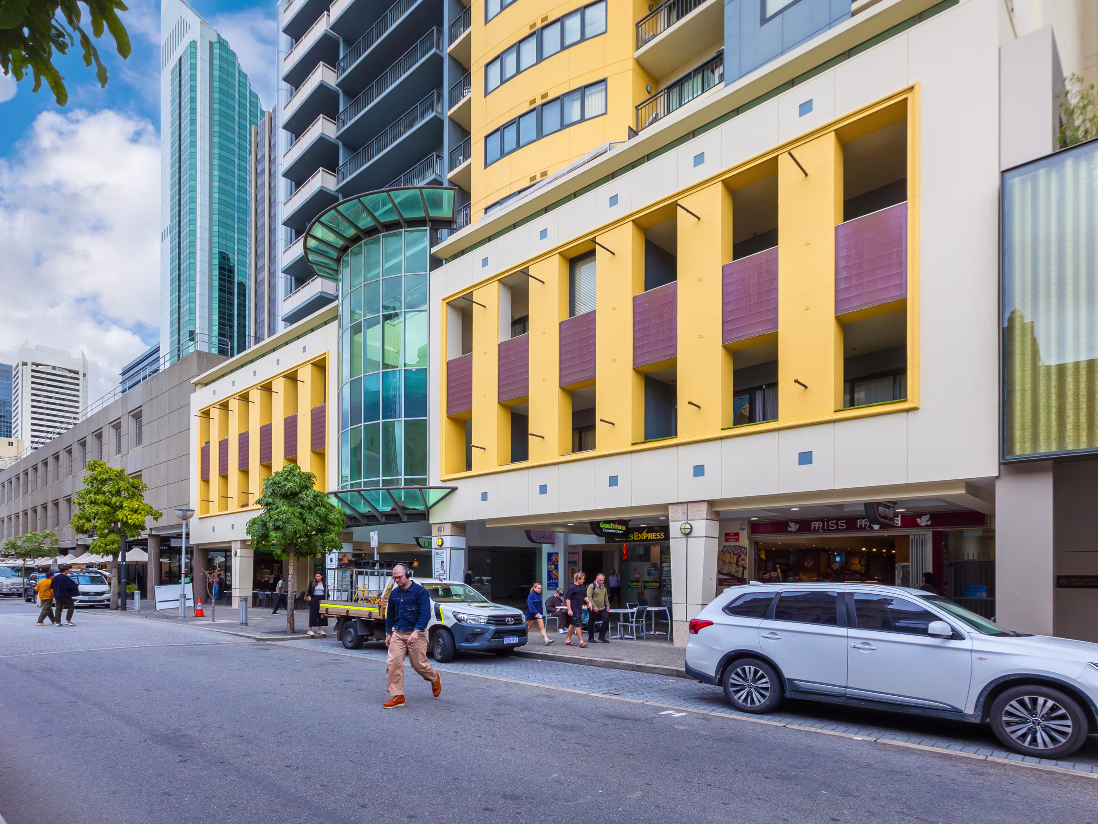 160 Central Arcade