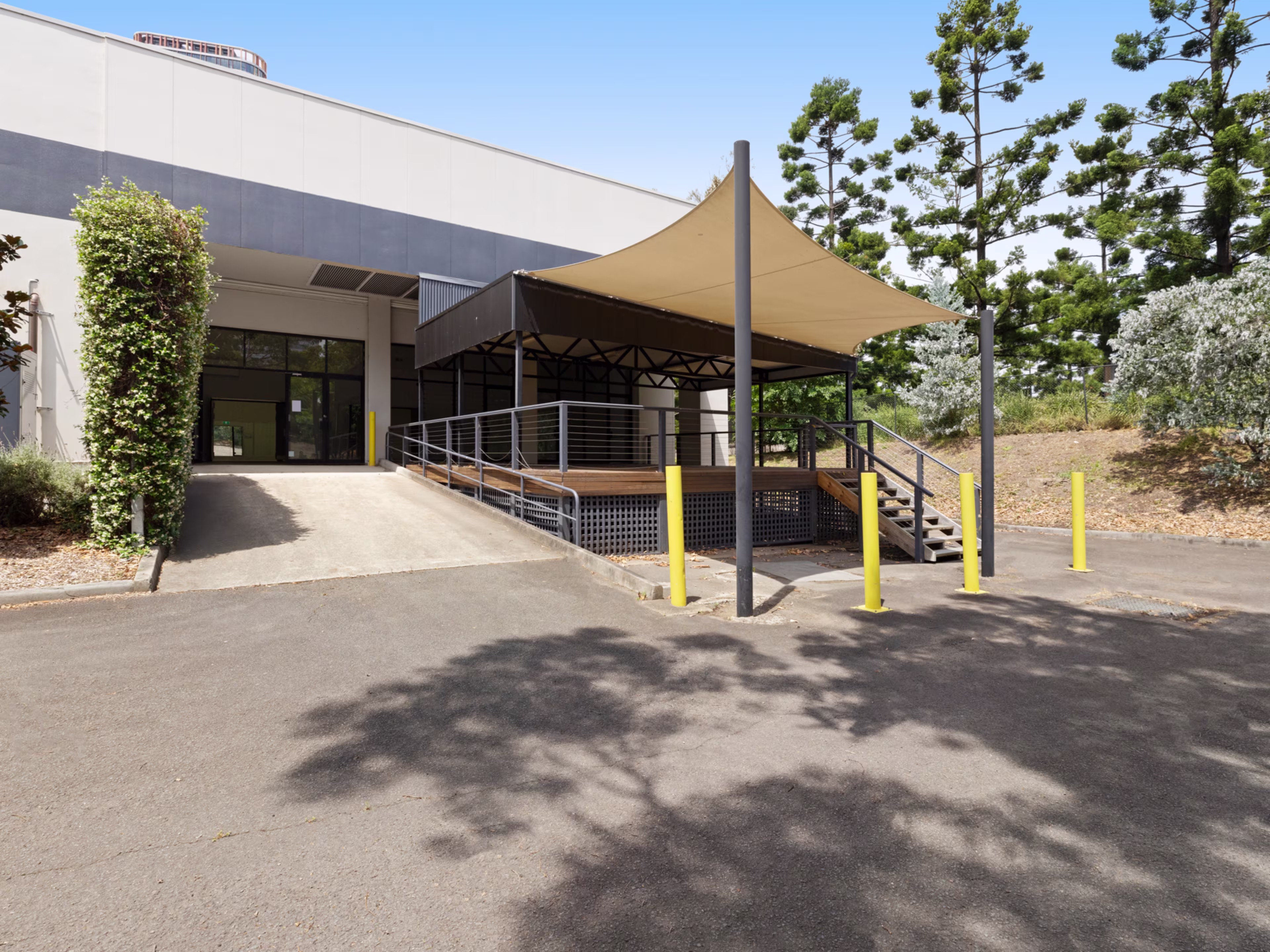8 Figtree Drive