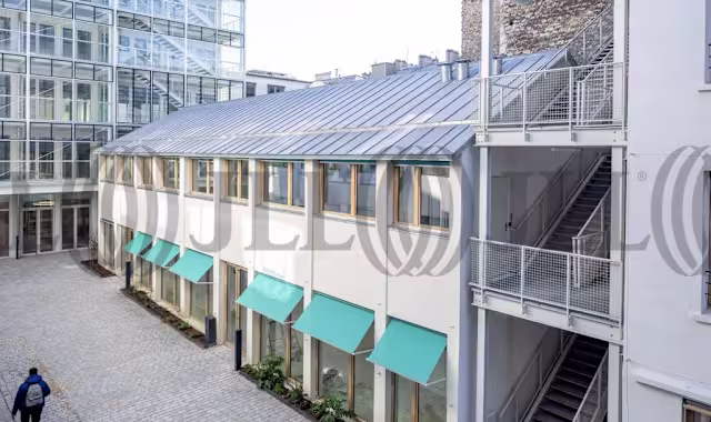 206 RUE LA FAYETTE