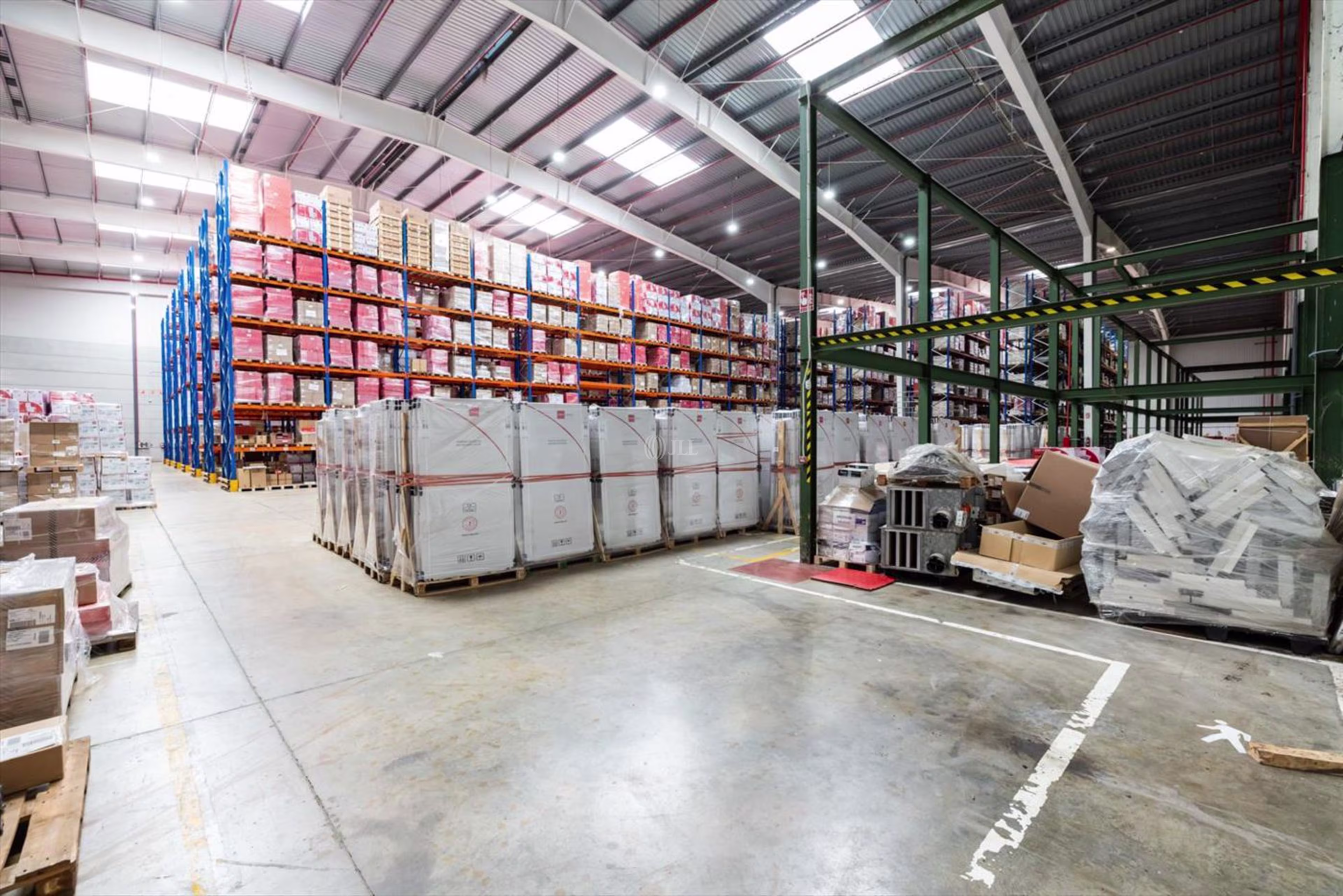 M0705 NAVE LOGISTICA CABANILLAS ALQUILER