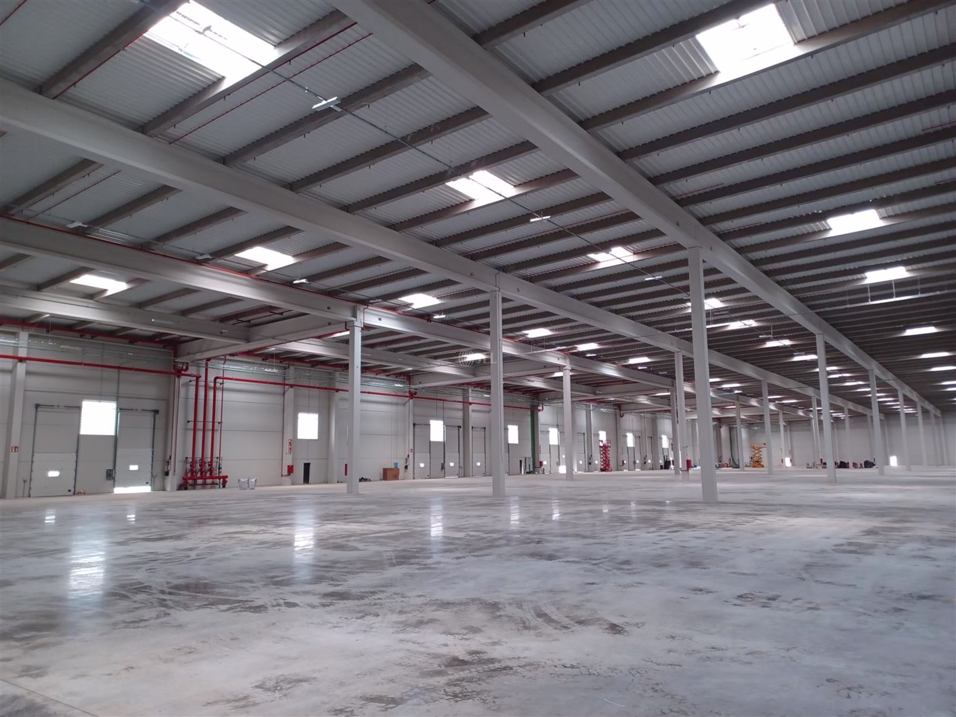 M0699 NAVE LOGISTICA CABANILLAS ALQUILER