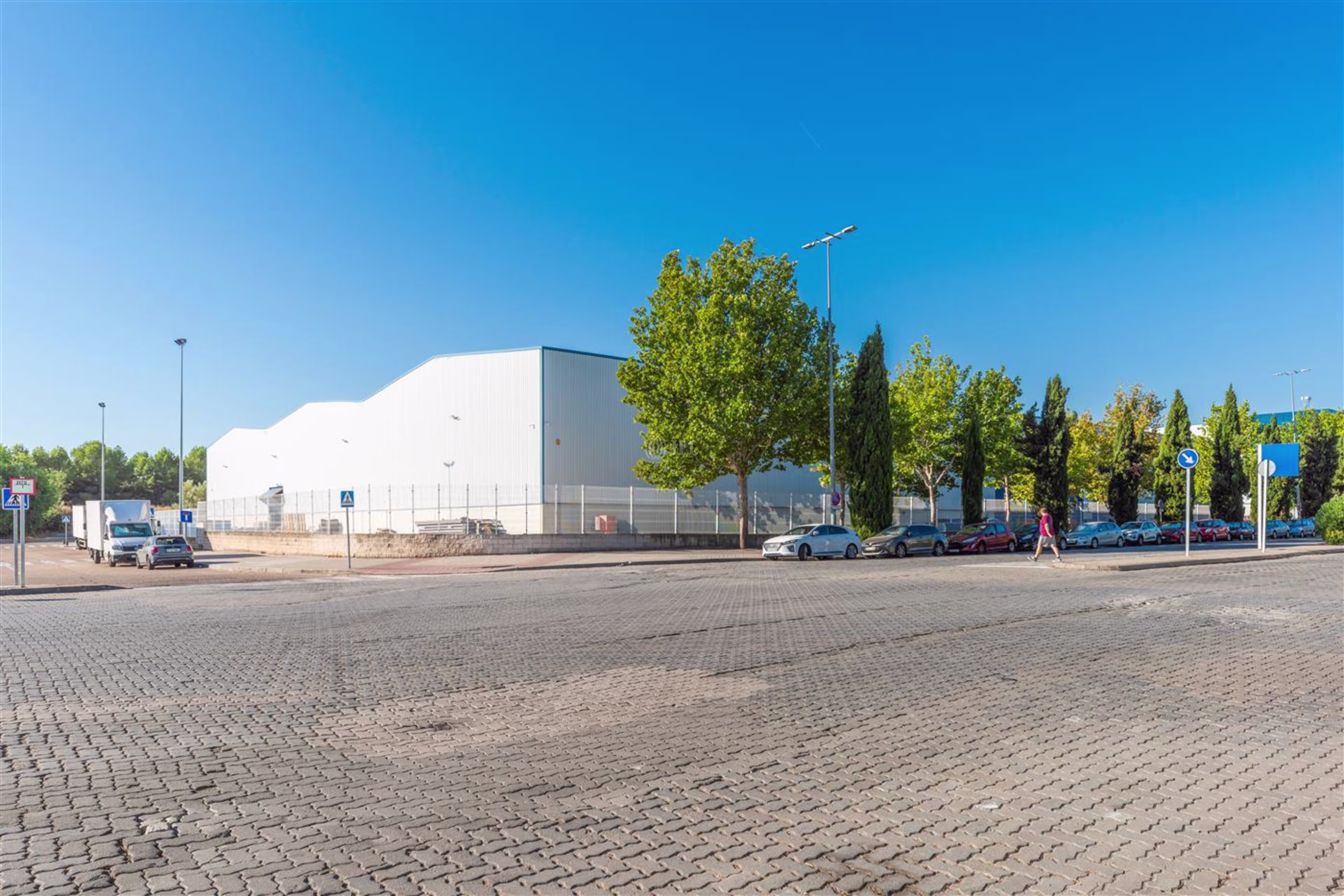 M0589 NAVE LOGISTICA COSLADA ALQUILER