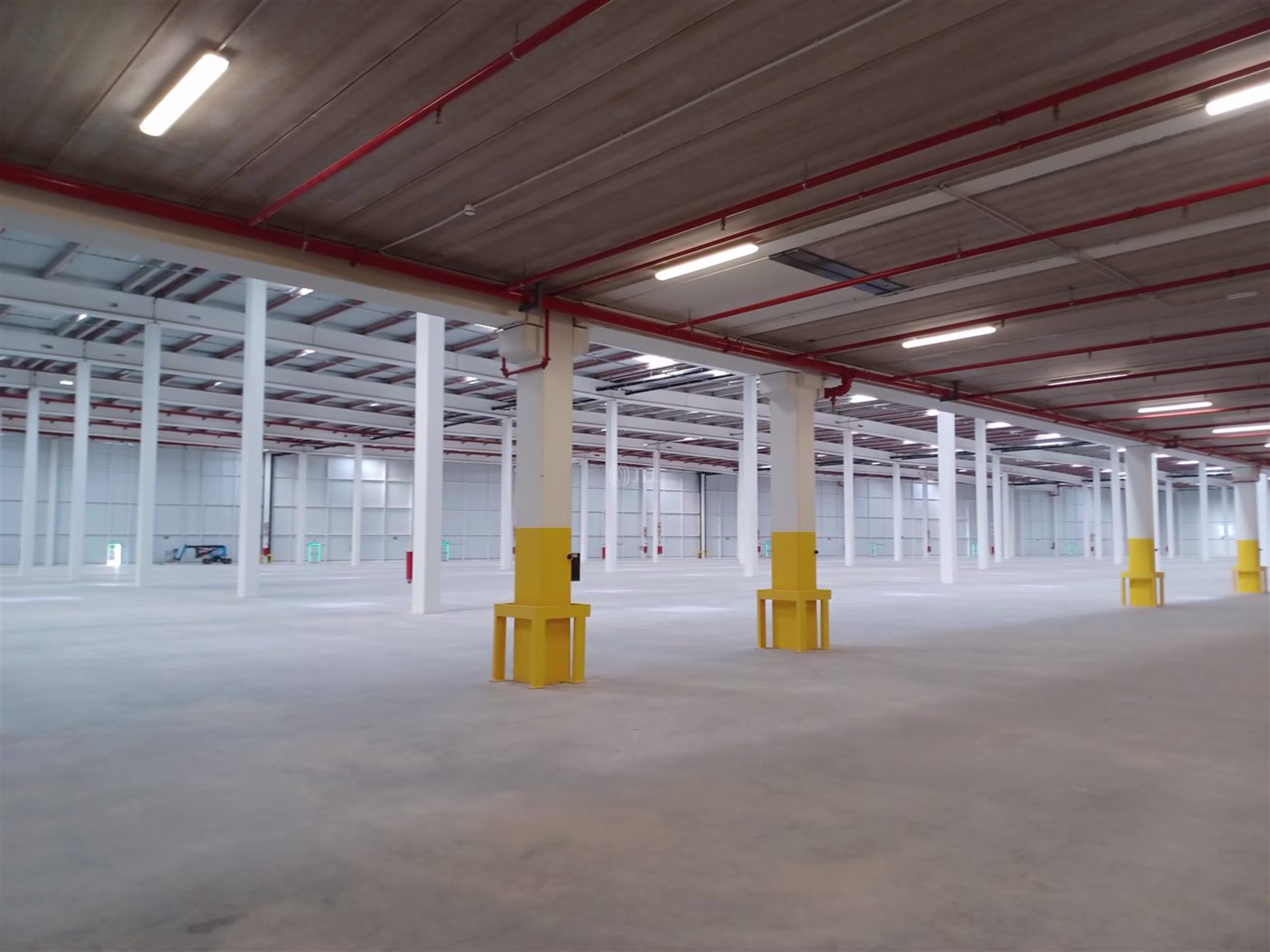 M0525 NAVE LOGISTICA PI EL LOMO GETAFE