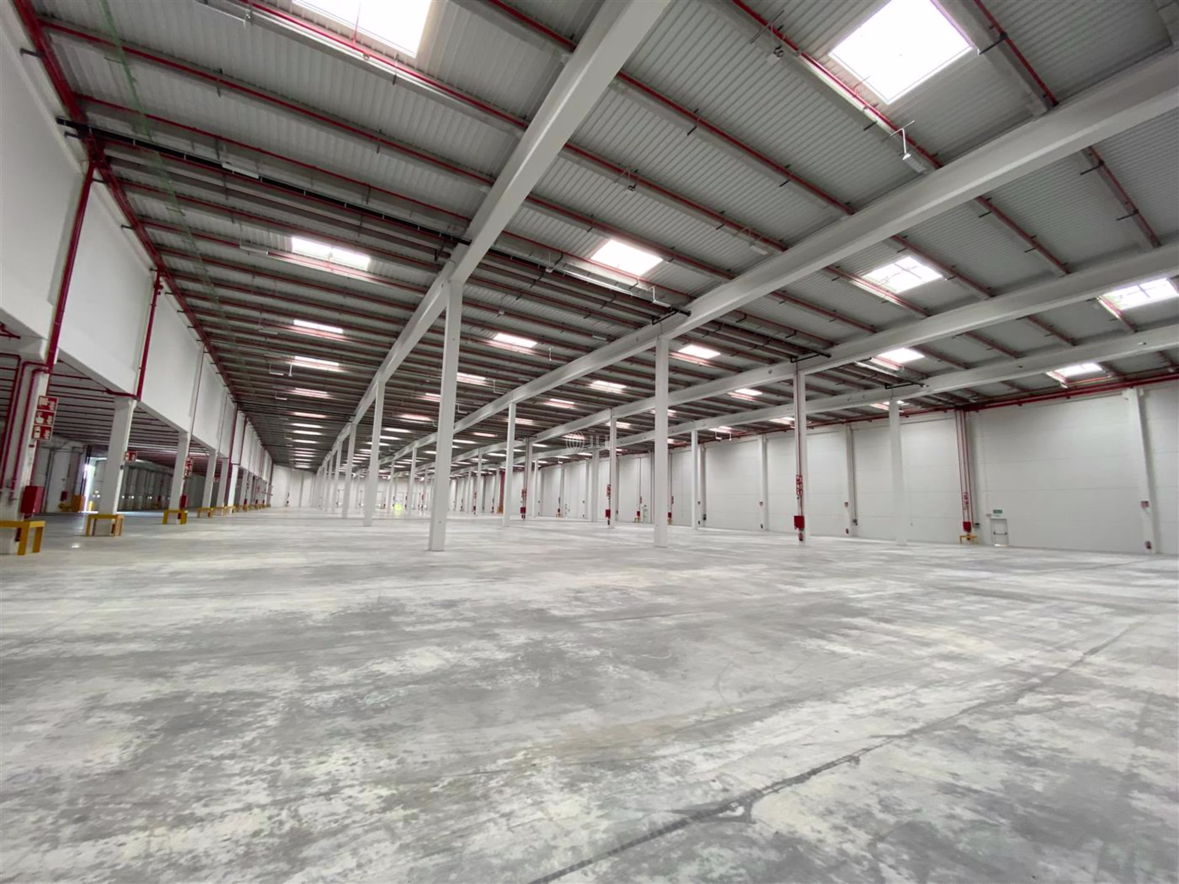B0686 NAVE LOGISTICA GELIDA ALQUILER