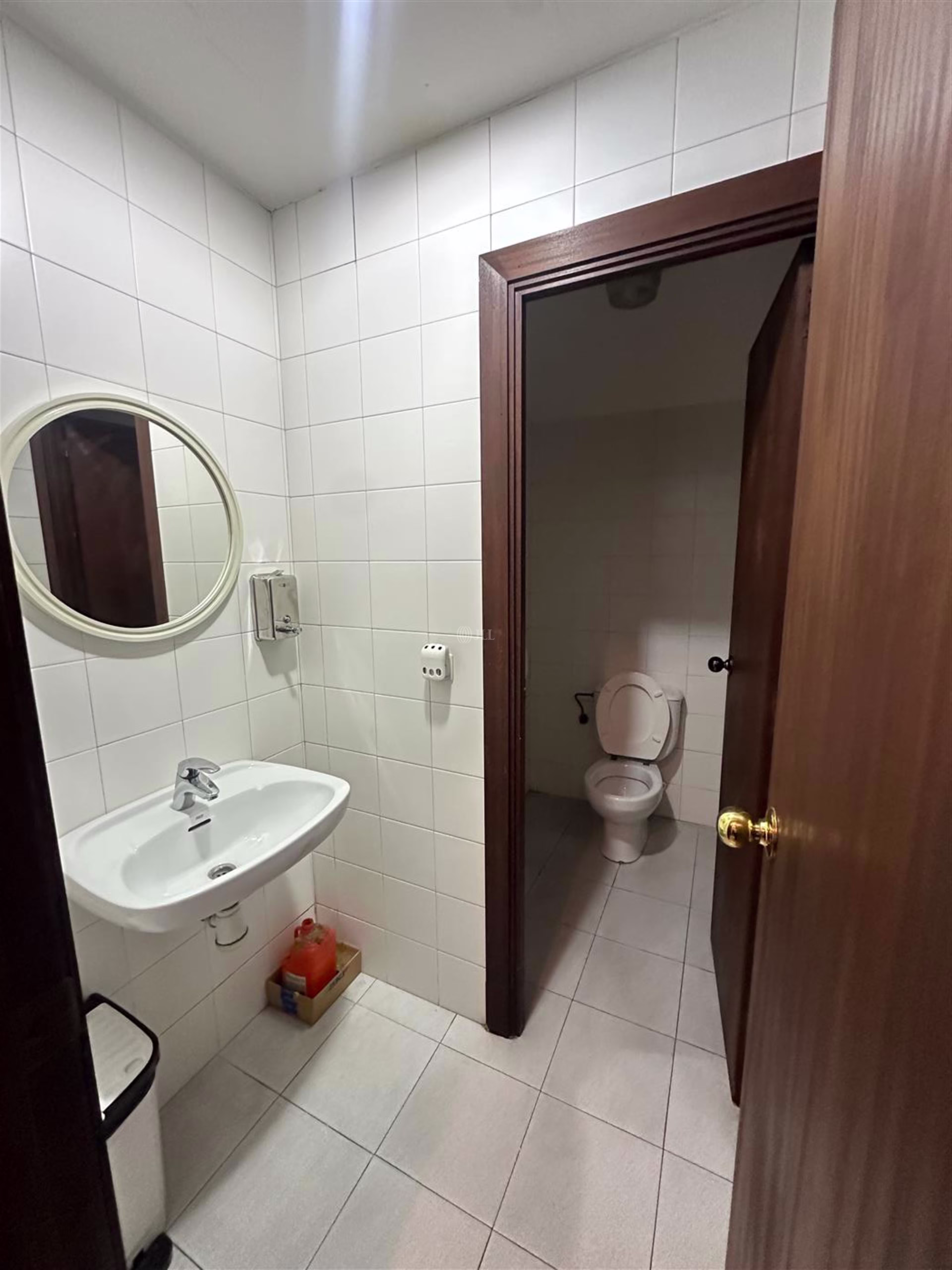 B1447 NAVE INDUSTRIAL EN ALQUILER HOSPITALET DE LLOBREGAT