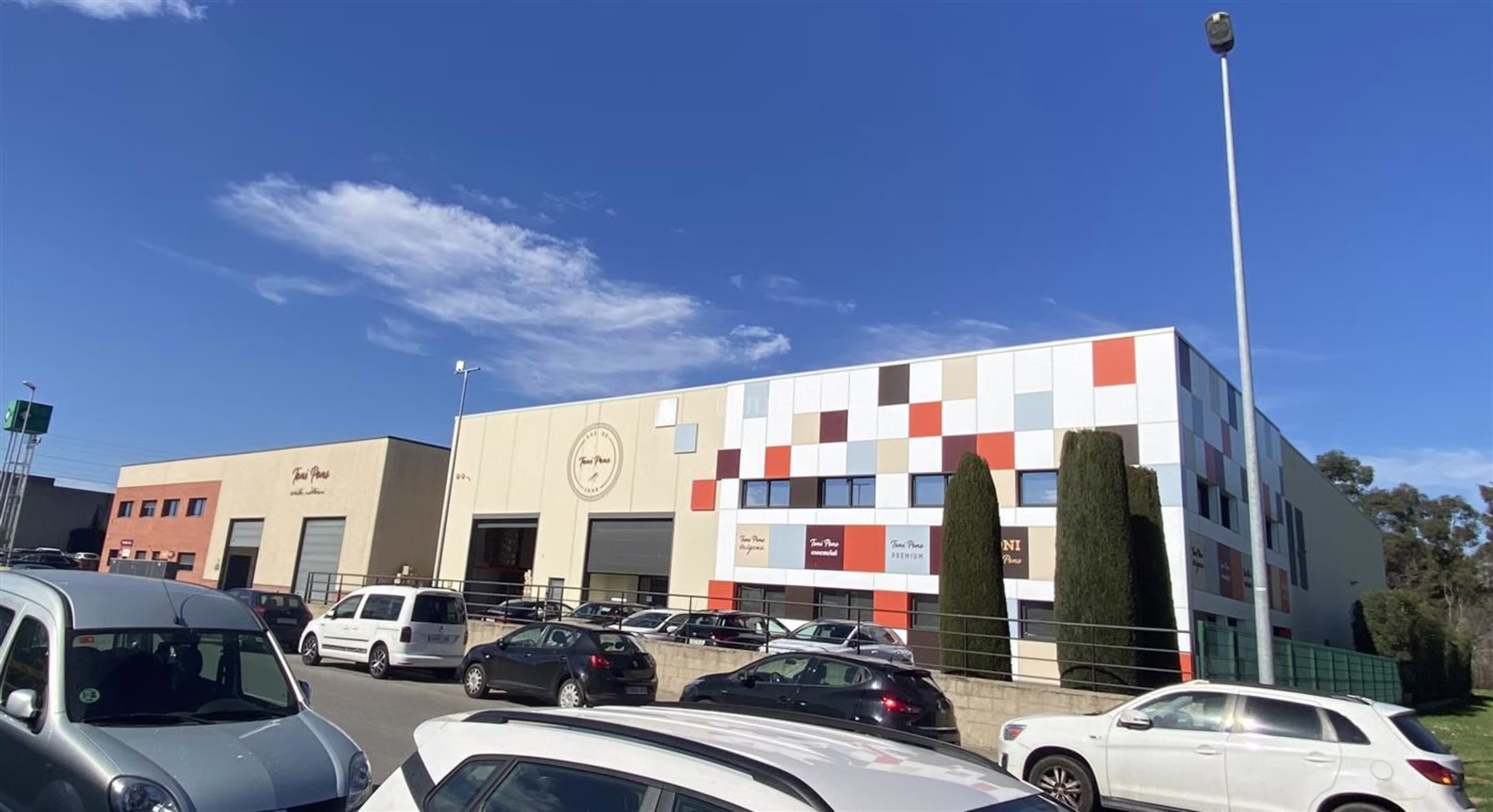 B1465 NAVE INDUSTRIAL PI MAS XIRGU GIRONA VENTA