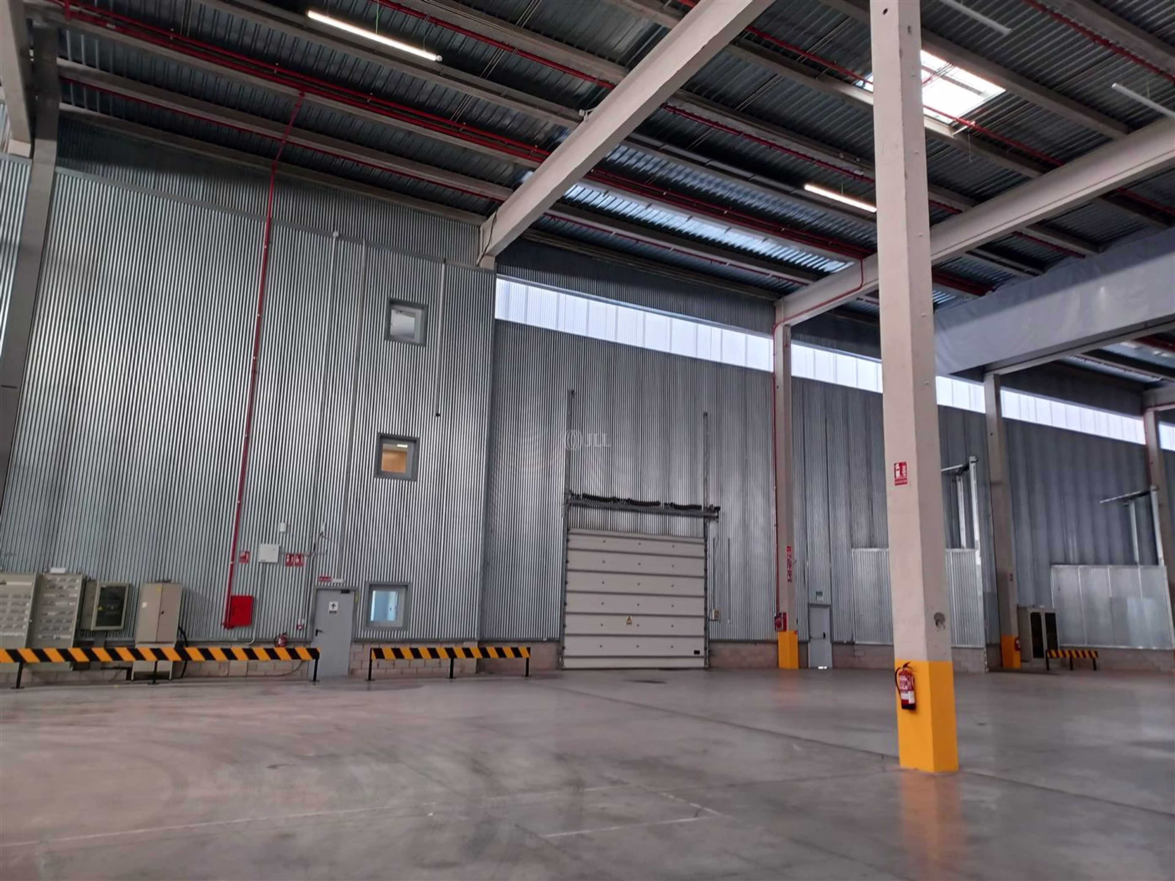 M0394 NAVE LOGISTICA DC1 CABANILLAS ALQUILER