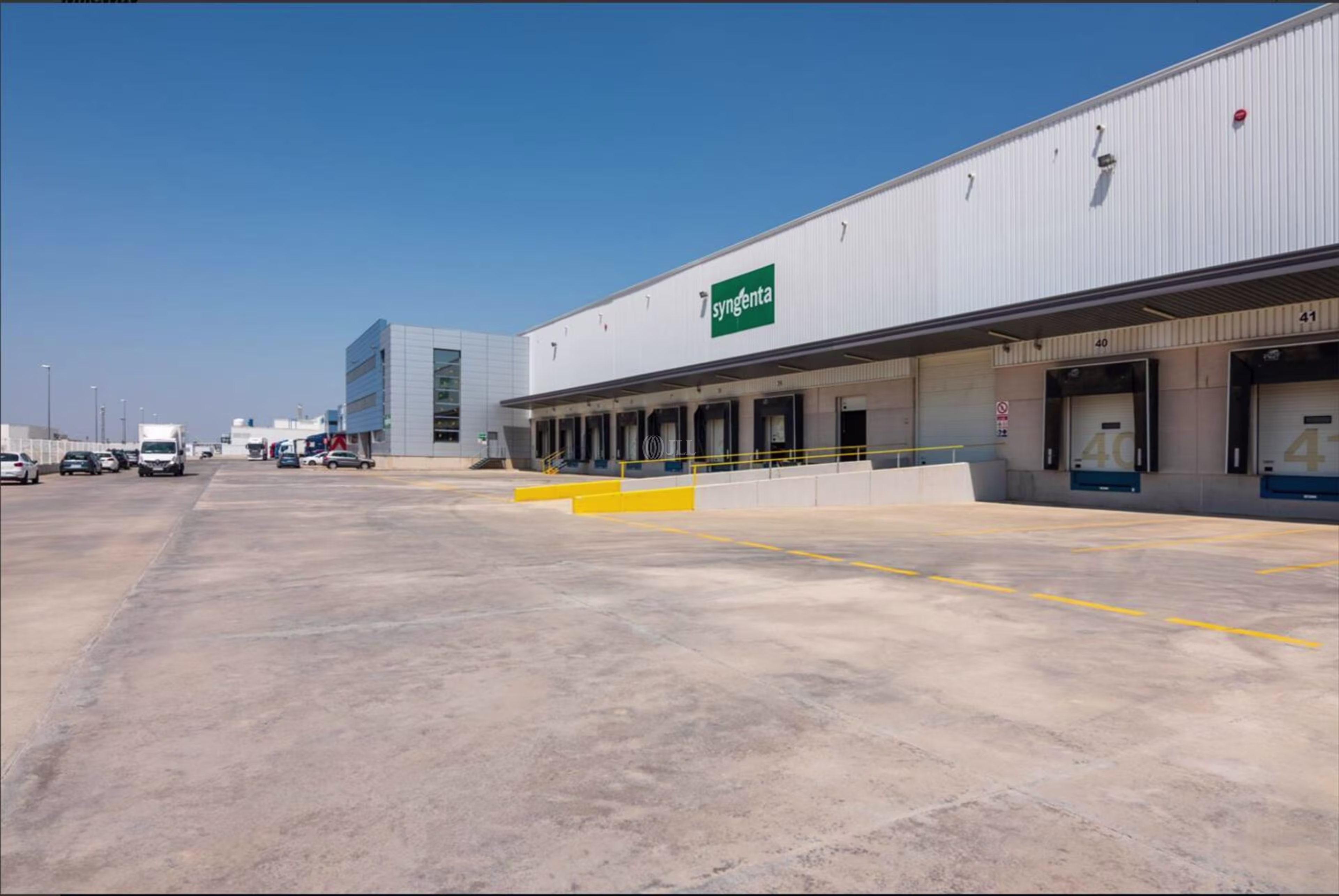 B1274 NAVE LOGISTICA PI CARMONA SEVILLA ALQUILER