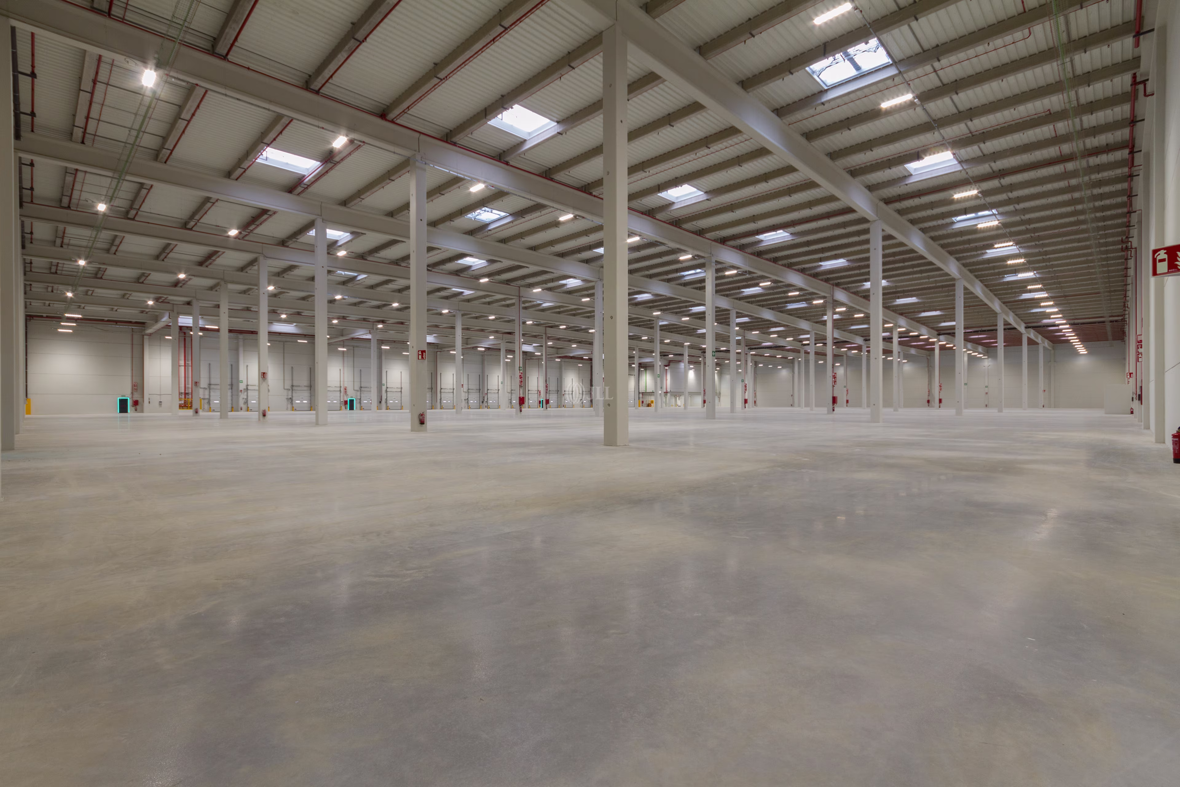 M0367 PLATAFORMA LOGISTICA PI MATEU CROMO ALQUILER