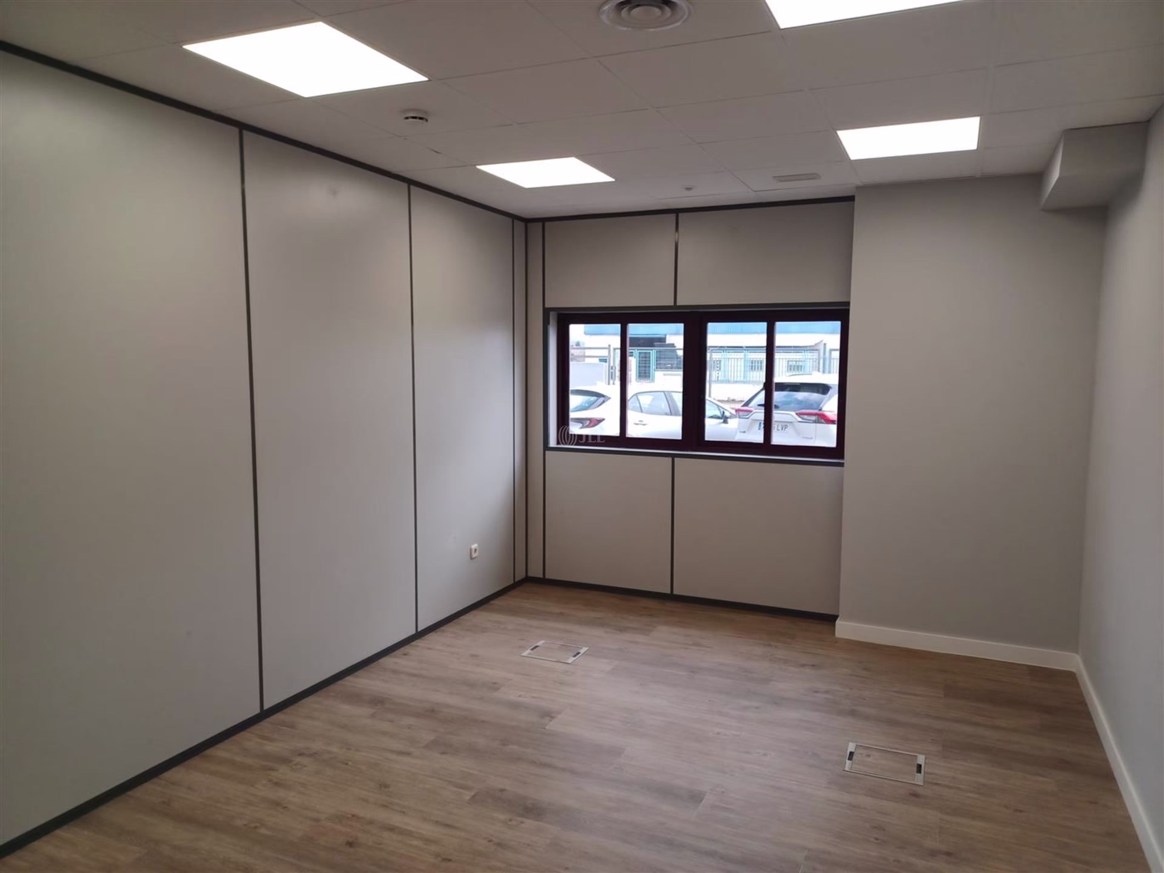M0705 NAVE LOGISTICA CABANILLAS ALQUILER