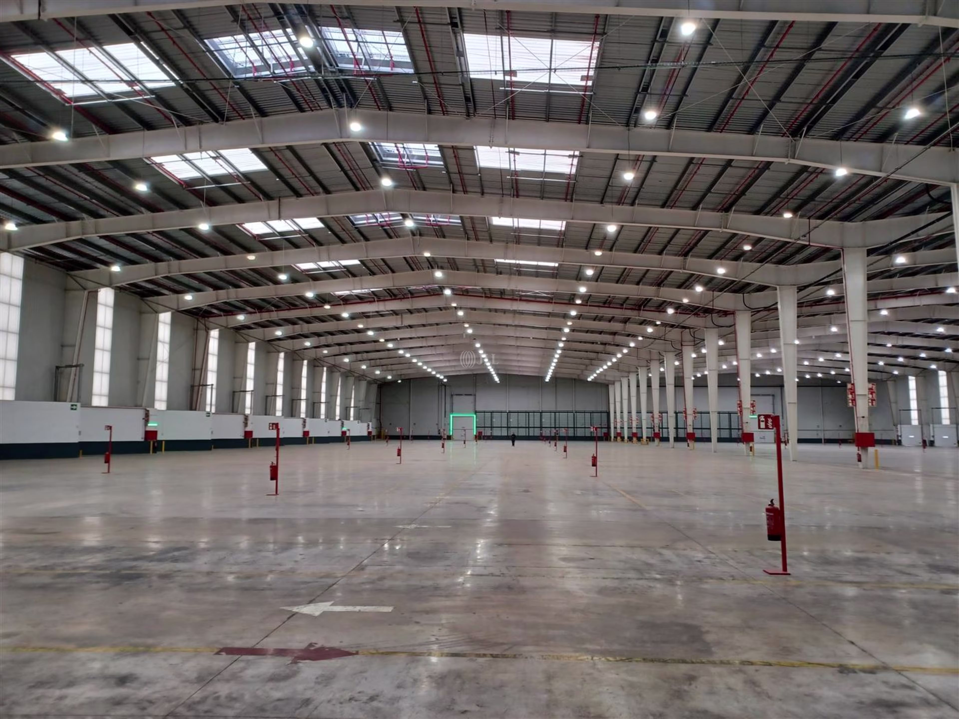 M0705 NAVE LOGISTICA CABANILLAS ALQUILER