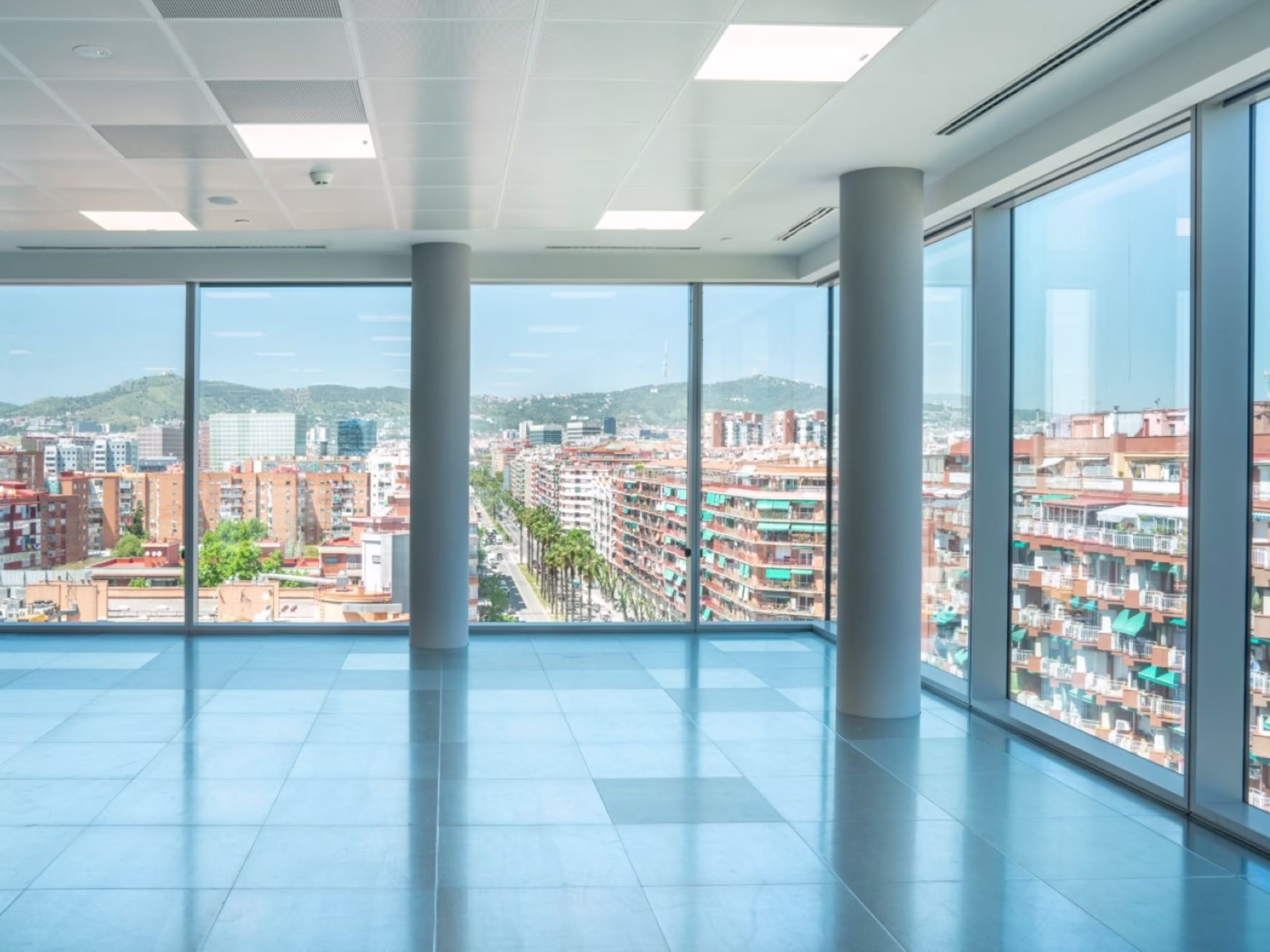 Zona Franca 105