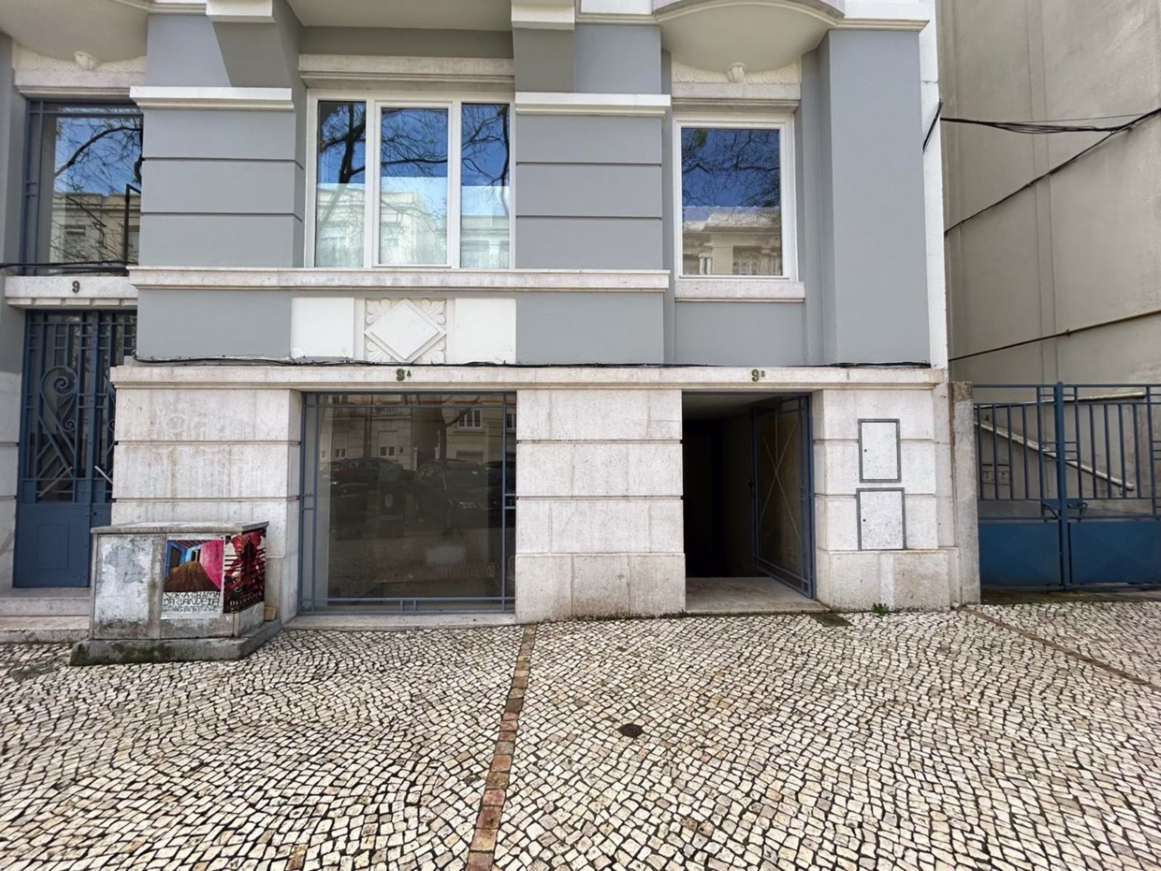 Avenida Ressano Garcia