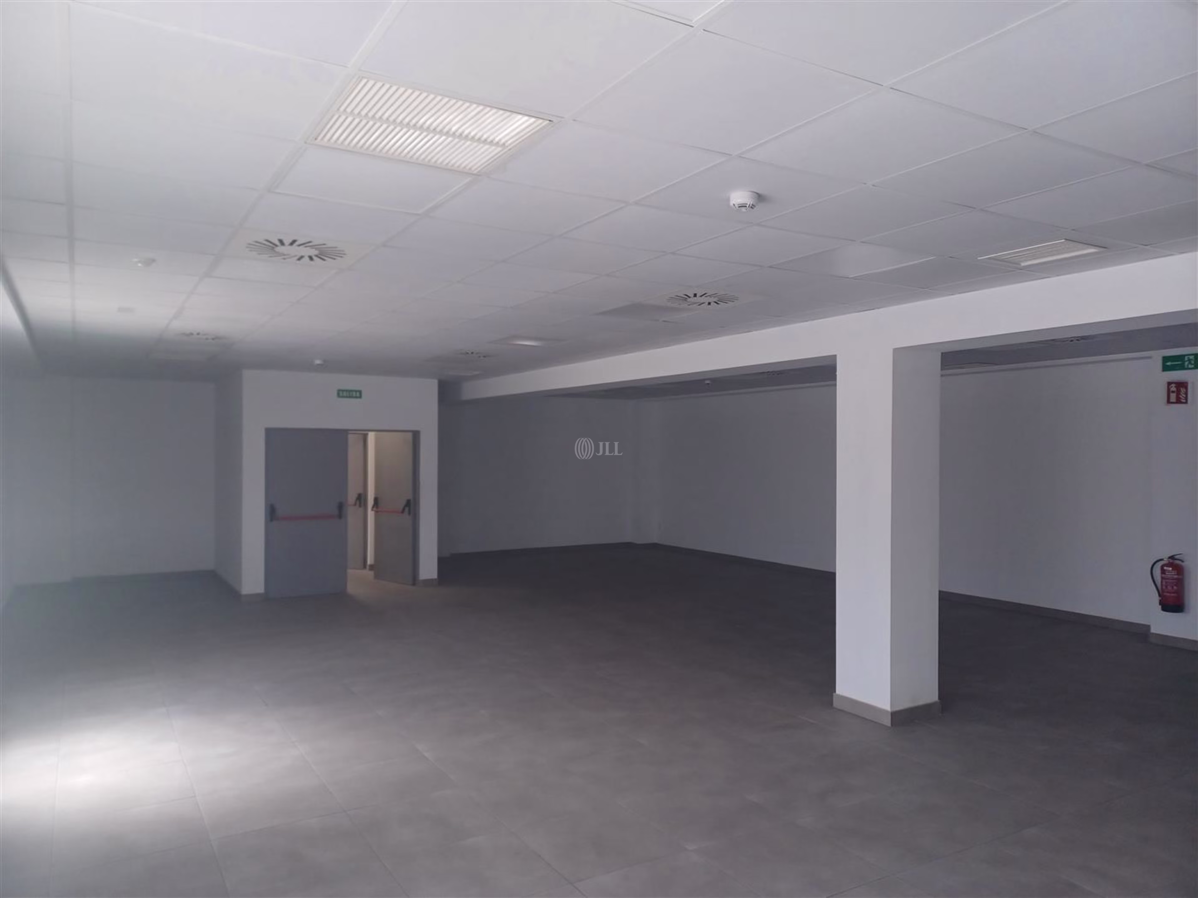 M0774 NAVE LOGISTICA PARLA ALQUILER