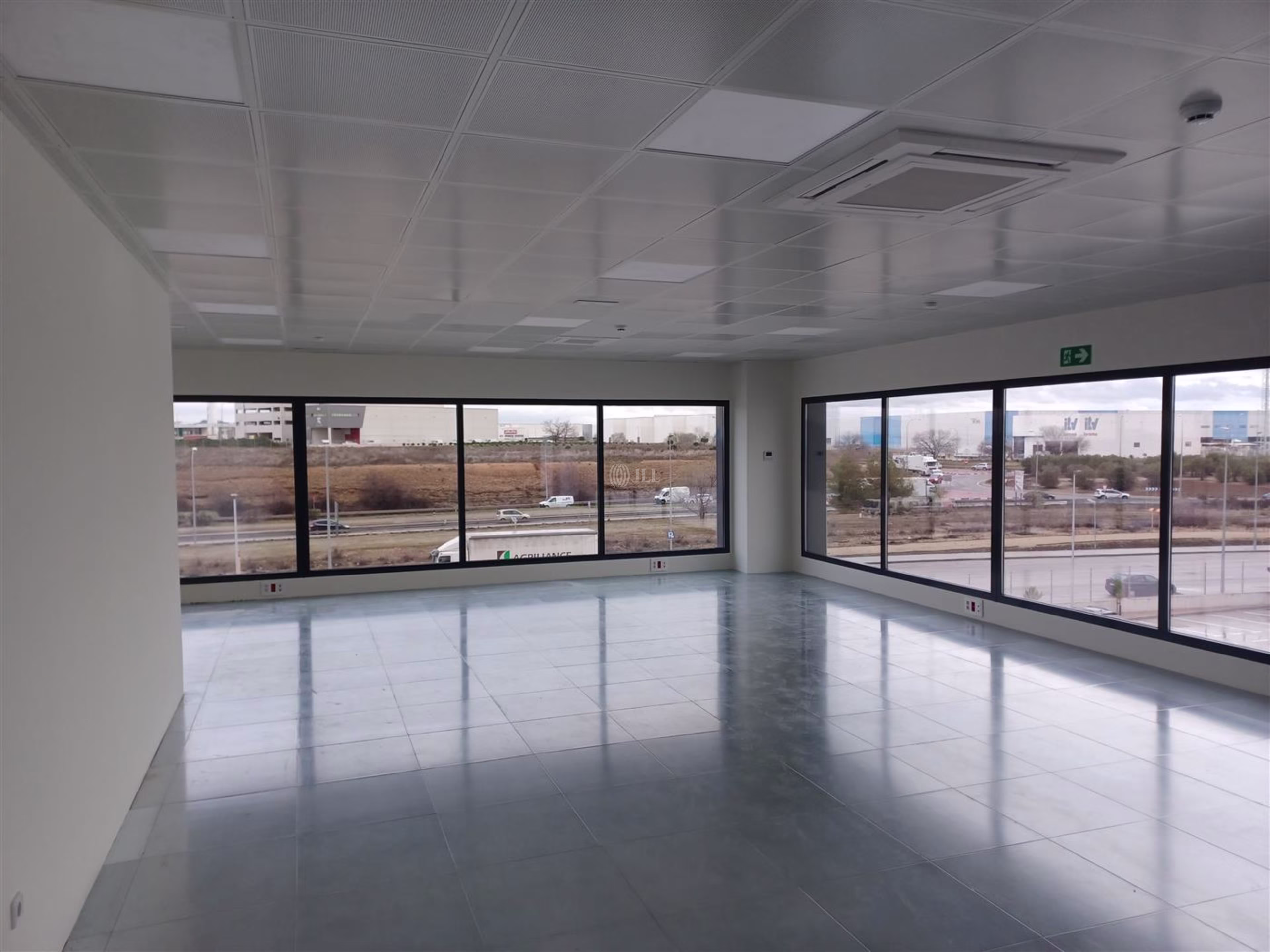 M1161 PLATAFORMA LOGISTICA EN ALQUILER SAN FERNANDO DE HENA