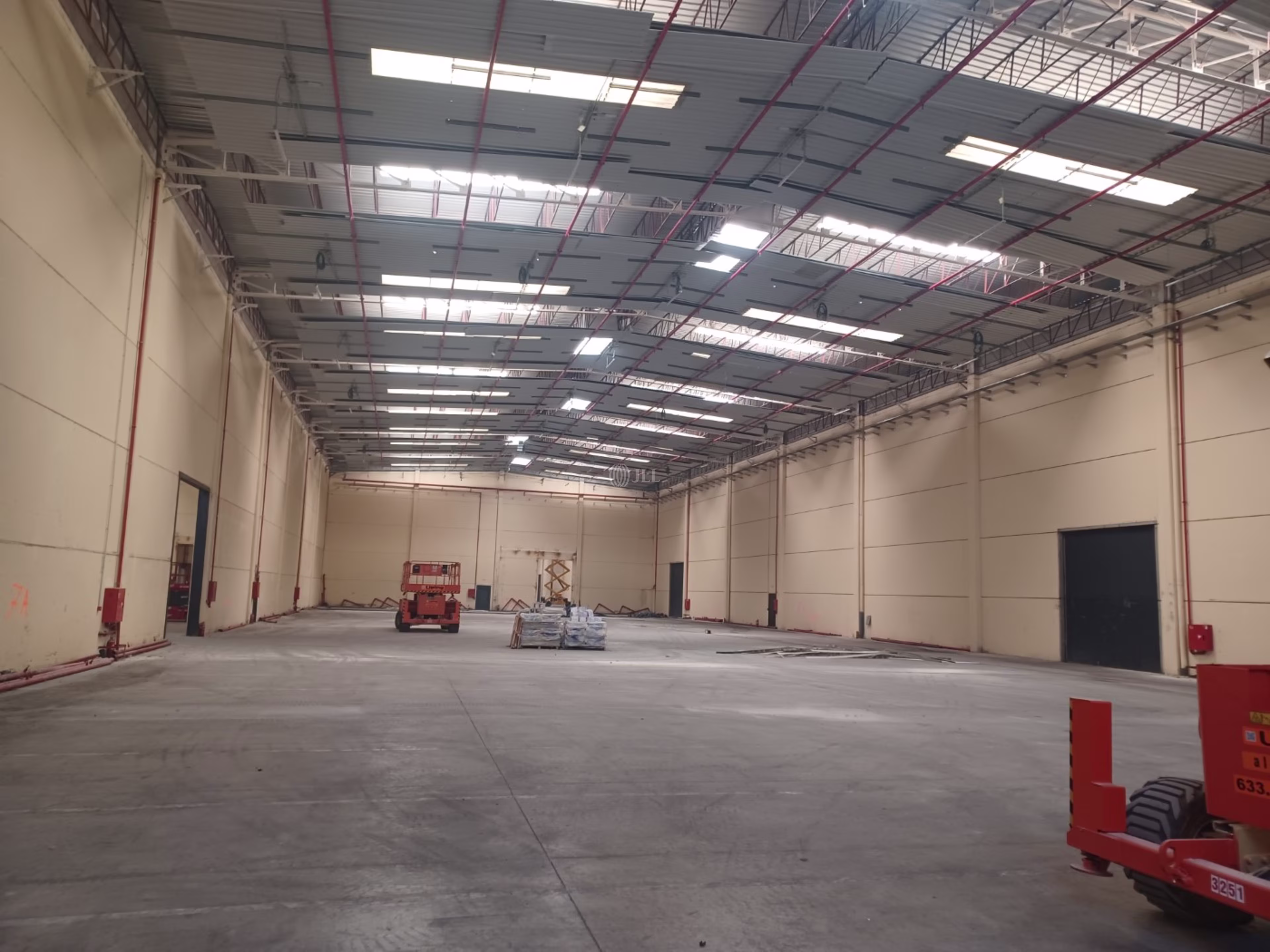 M0900 NAVE LOGISTICA MODULADA EN ALQUILER DAGANZO DE ARRIBA