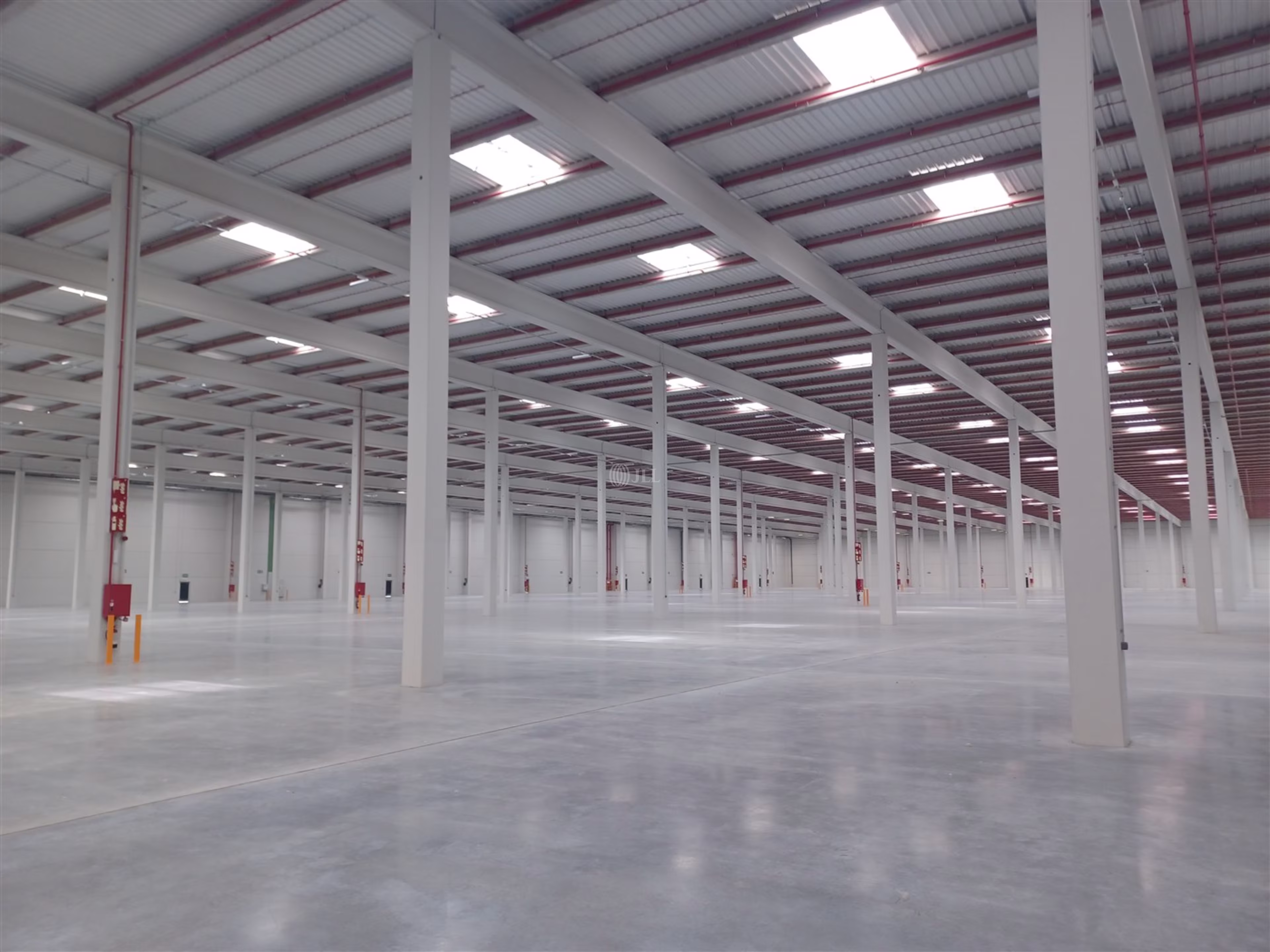M0802 PLATAFORMAS LOGISTICAS PI GAVILANES ALQUILER