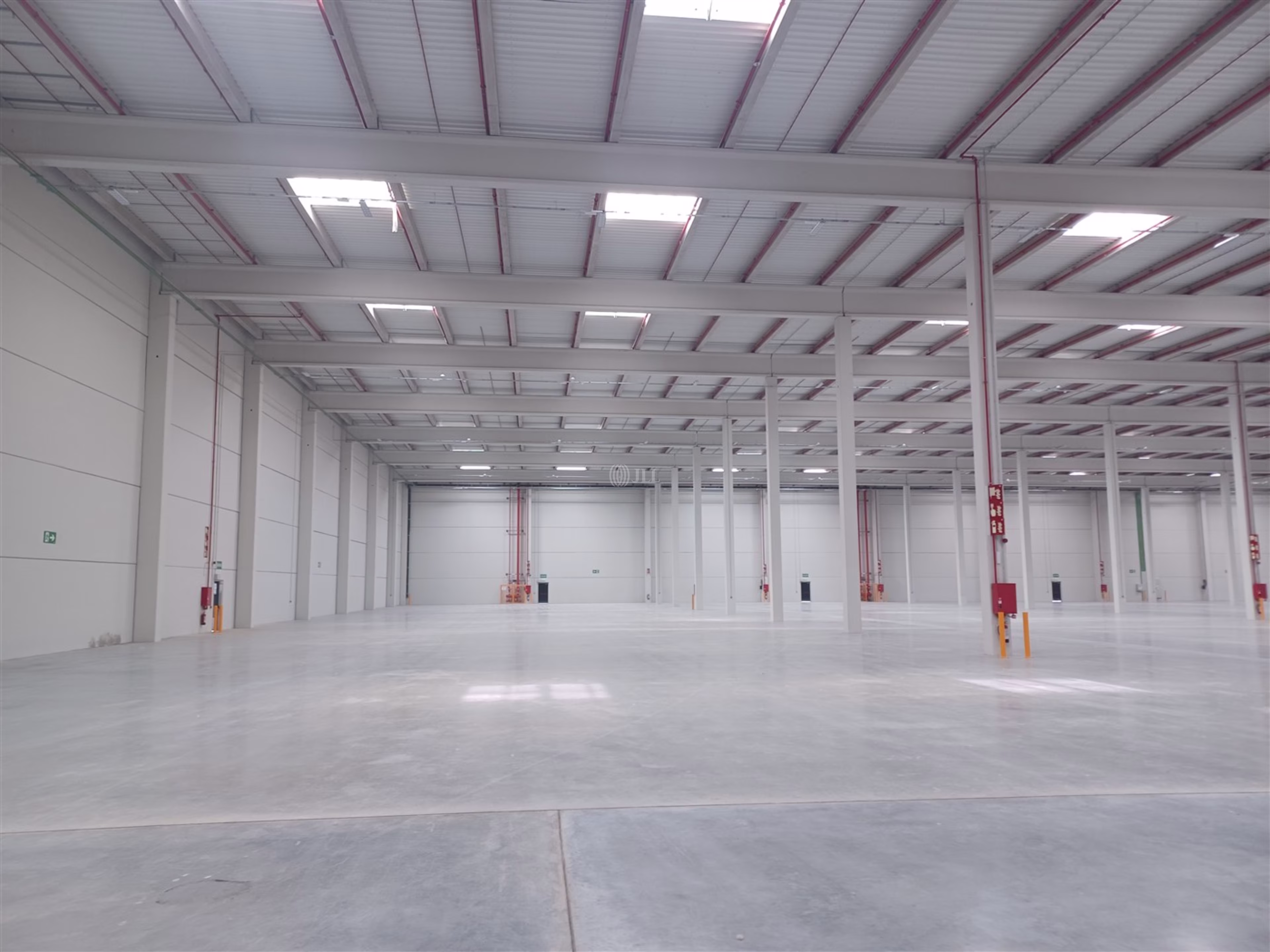 M0802 PLATAFORMAS LOGISTICAS PI GAVILANES ALQUILER