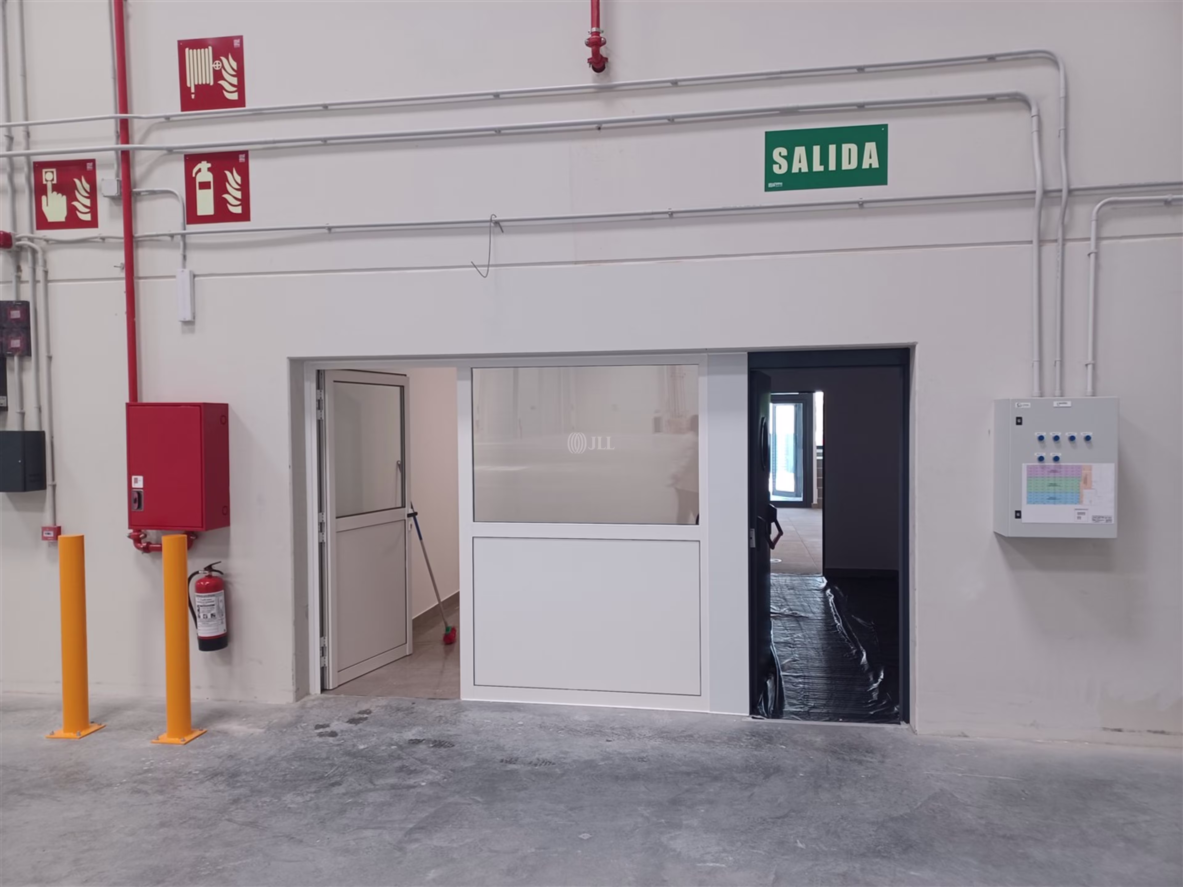 M0802 PLATAFORMAS LOGISTICAS PI GAVILANES ALQUILER