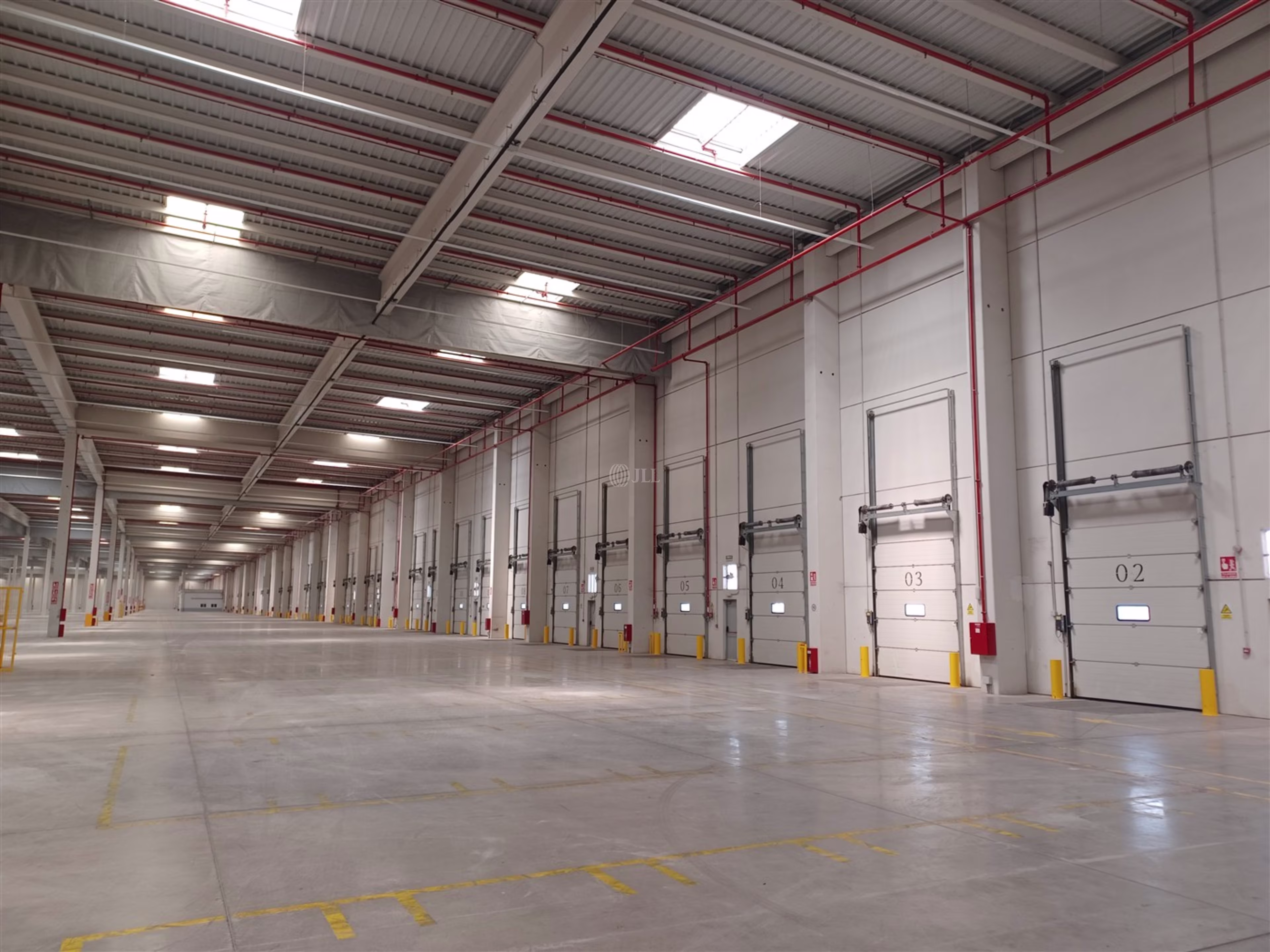 M0855 NAVE LOGISTICA CABANILLAS EN ALQUILER