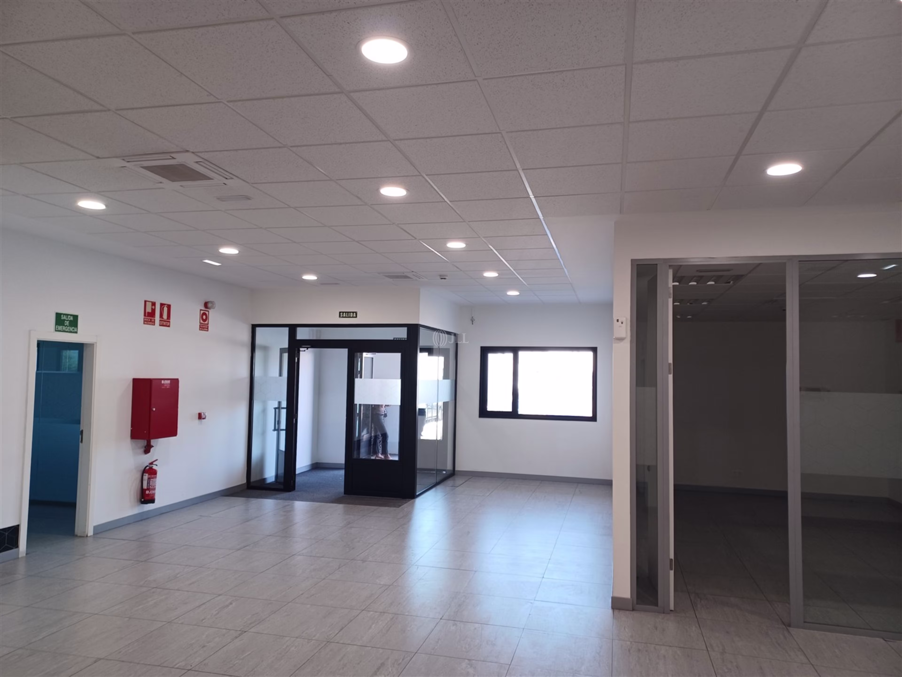 M0855 NAVE LOGISTICA CABANILLAS EN ALQUILER