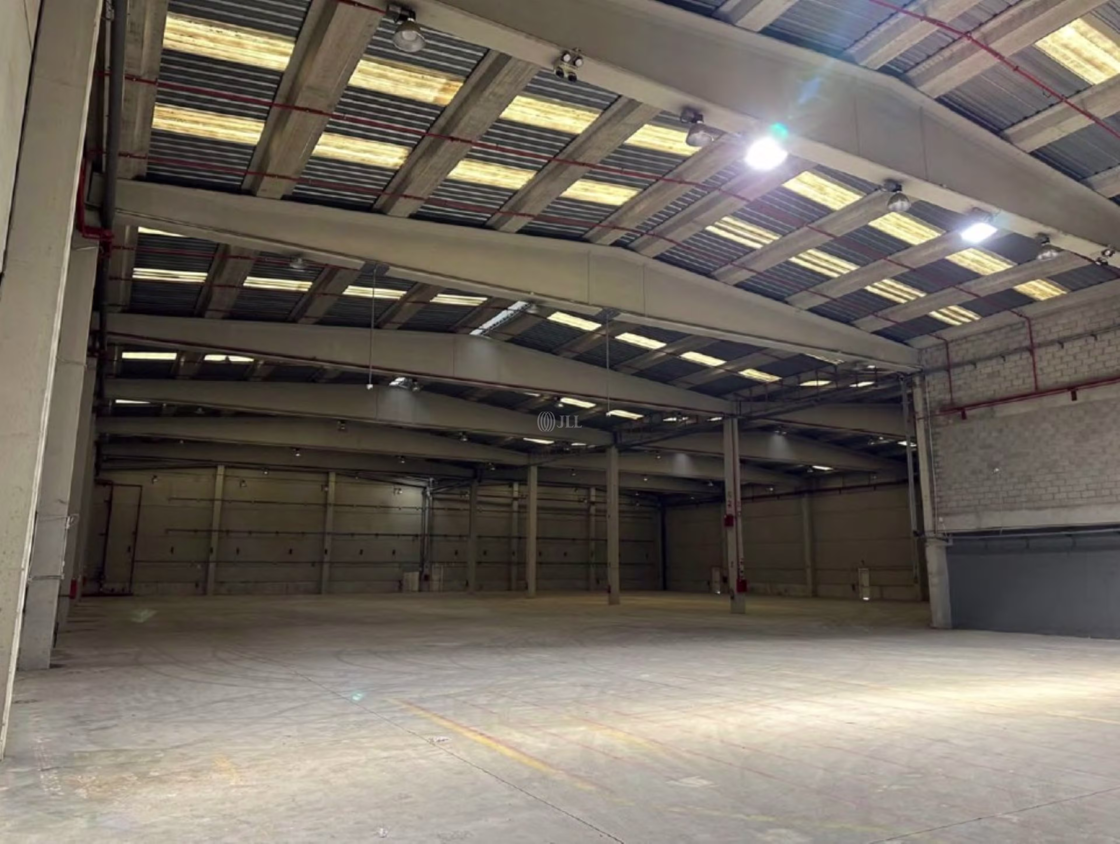 B1594 NAVE LOGISTICA EN ALQUILER SEVILLA