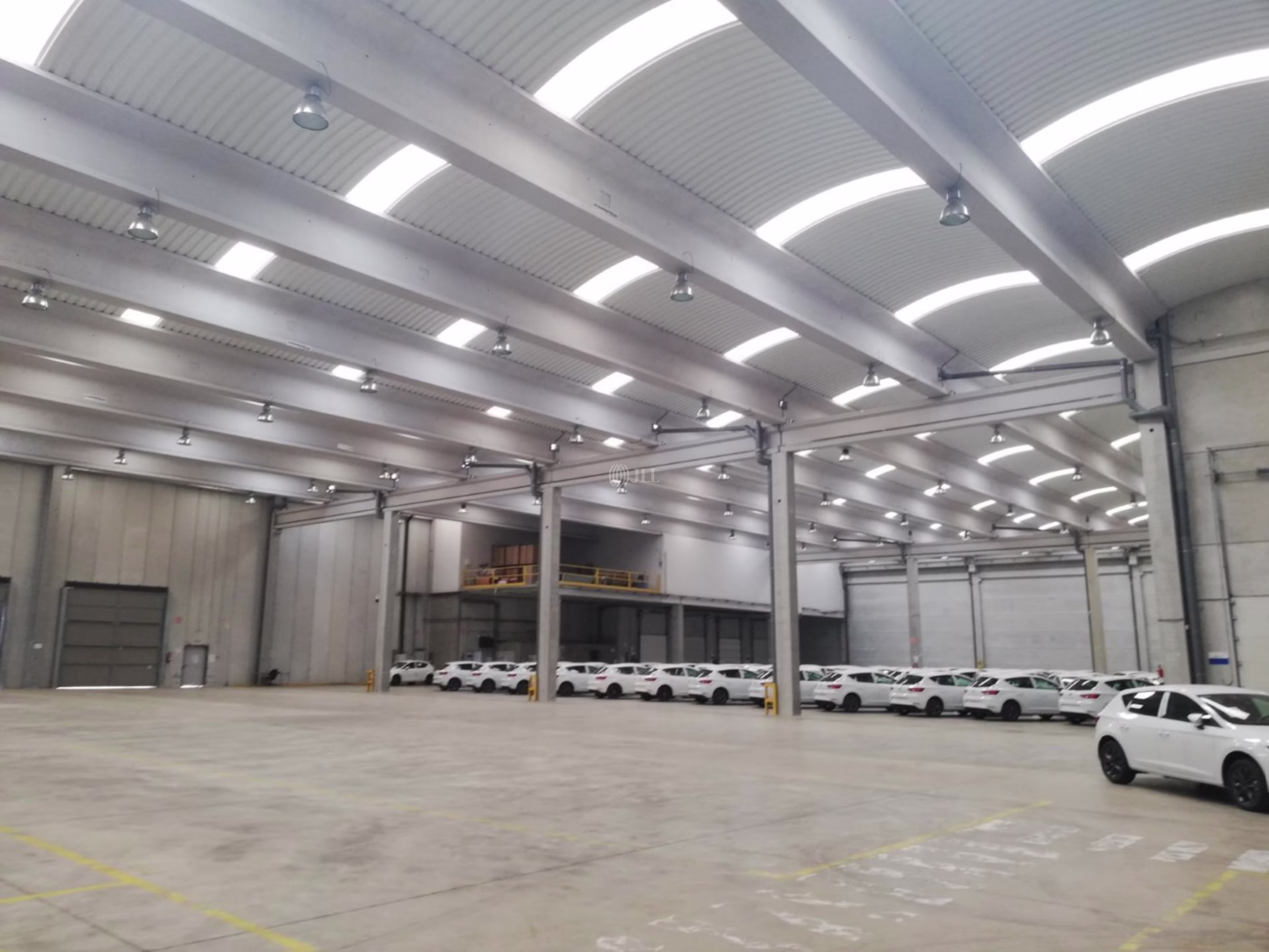 B1303 NAVE LOGISTICA ALQUILER SANT ESTEVE SESROVIRES