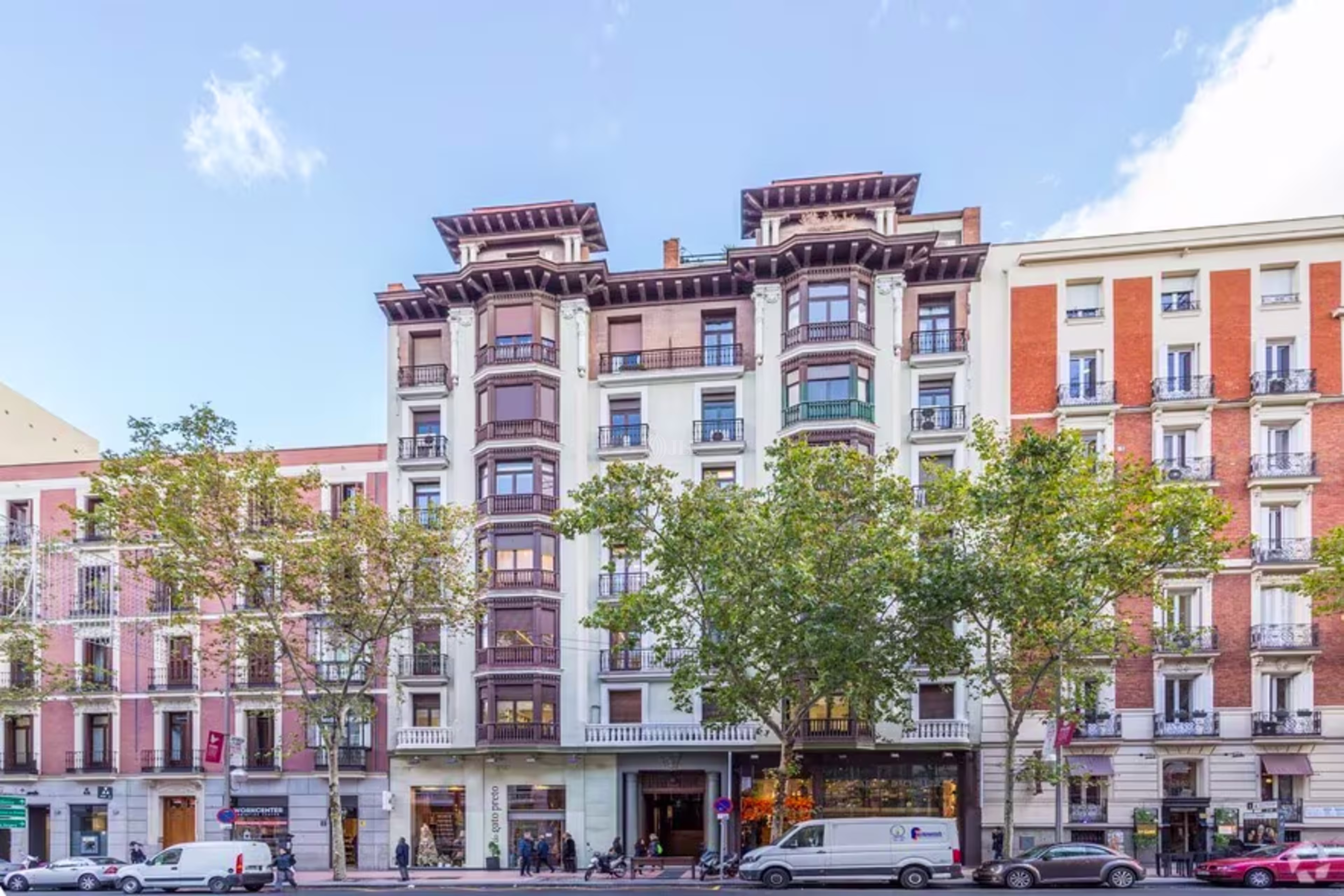 Calle Velazquez