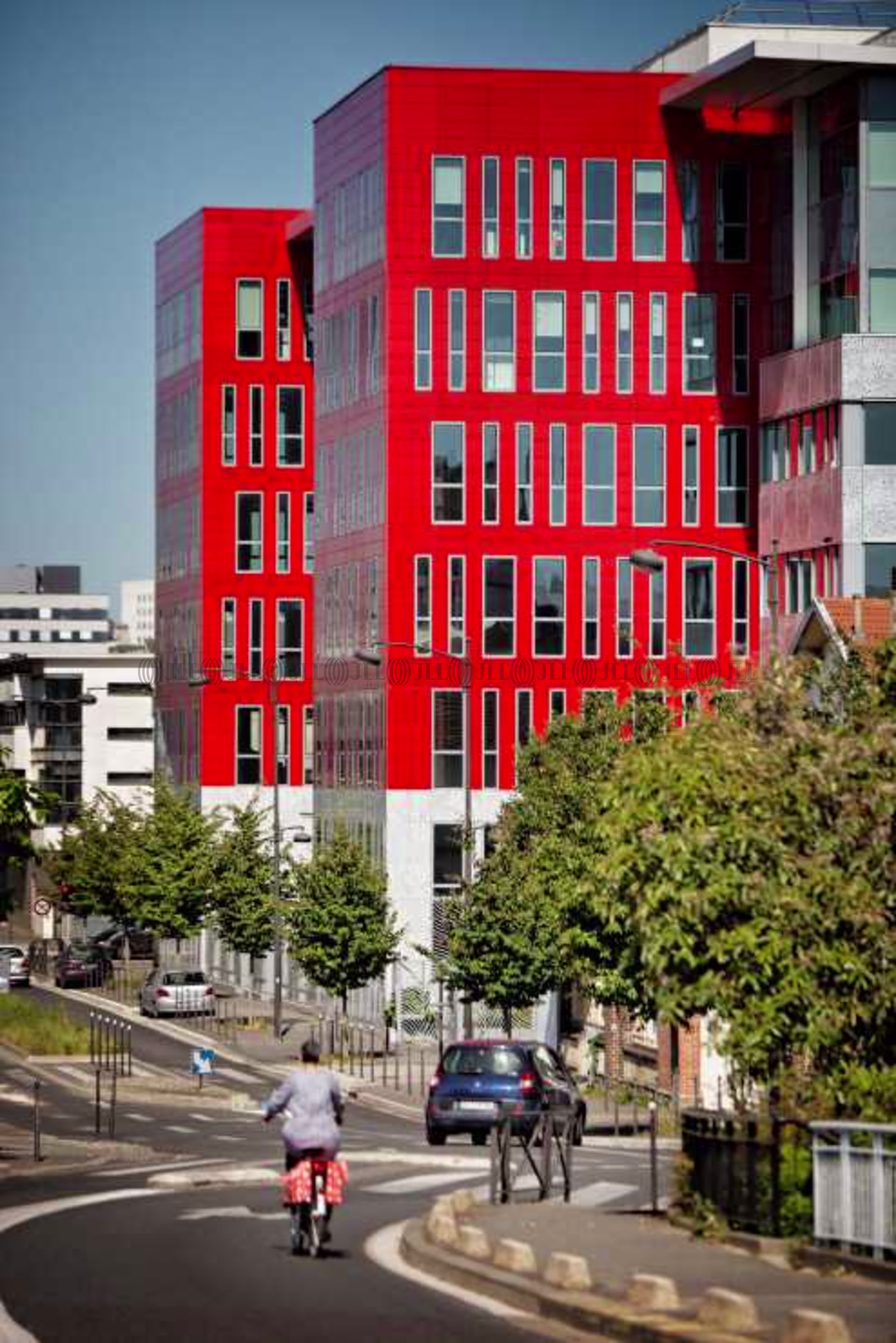27-35 RUE VICTOR HUGO