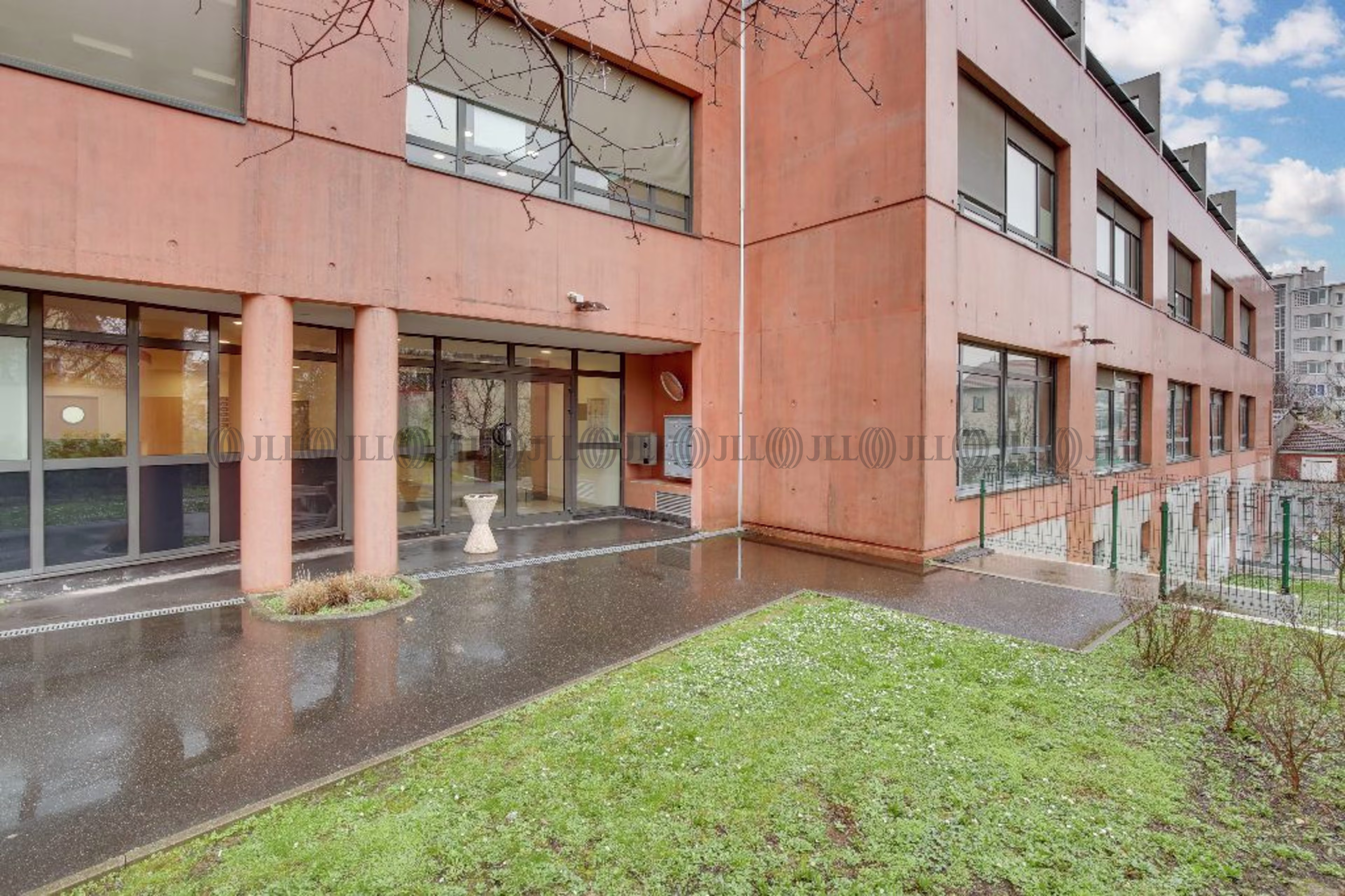 79-83 RUE BENOIT MALON