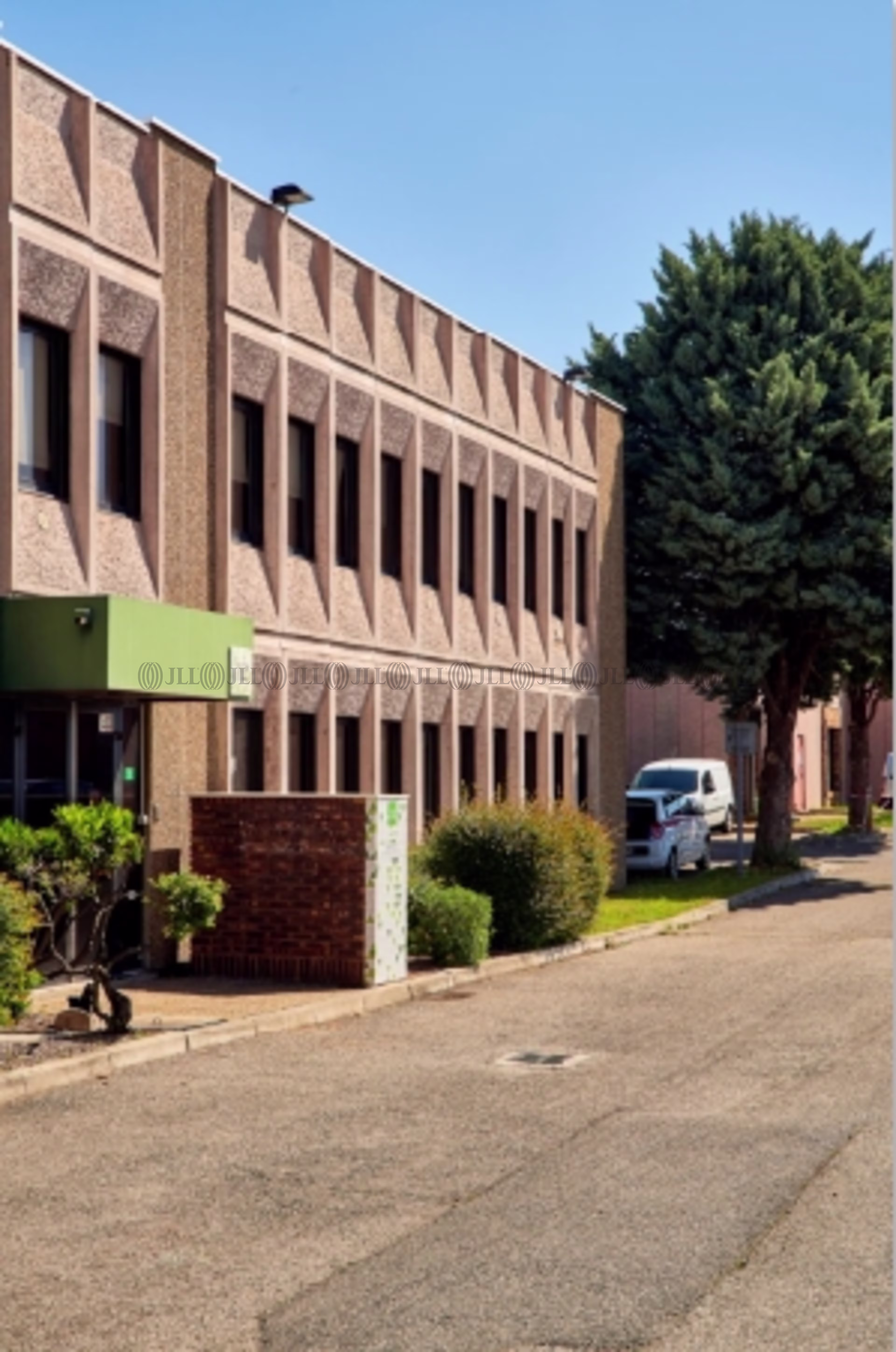 33 AVENUE DU DOCTEUR GEORGES LEVY