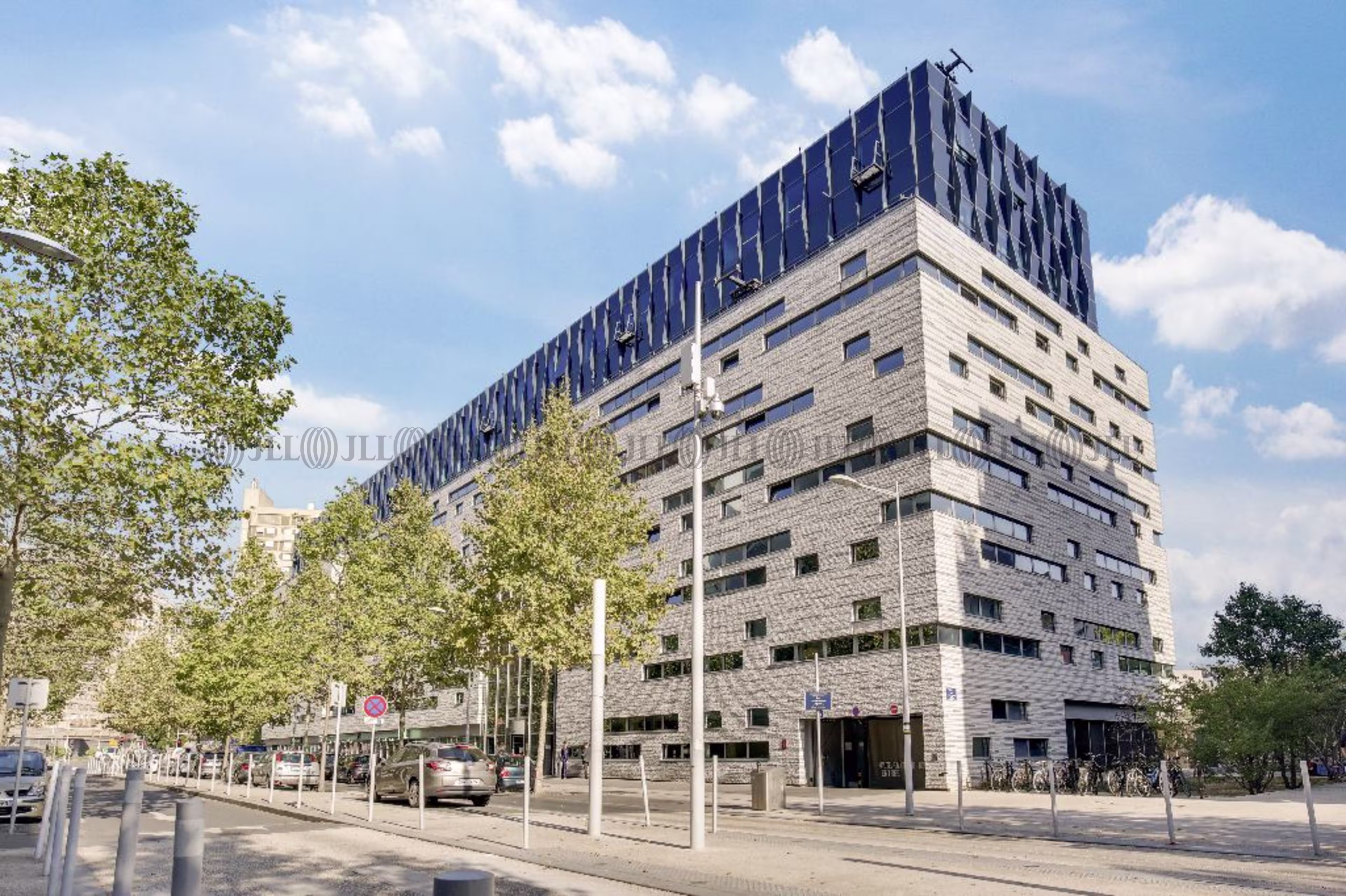 892-896 RUE YVES KERMEN