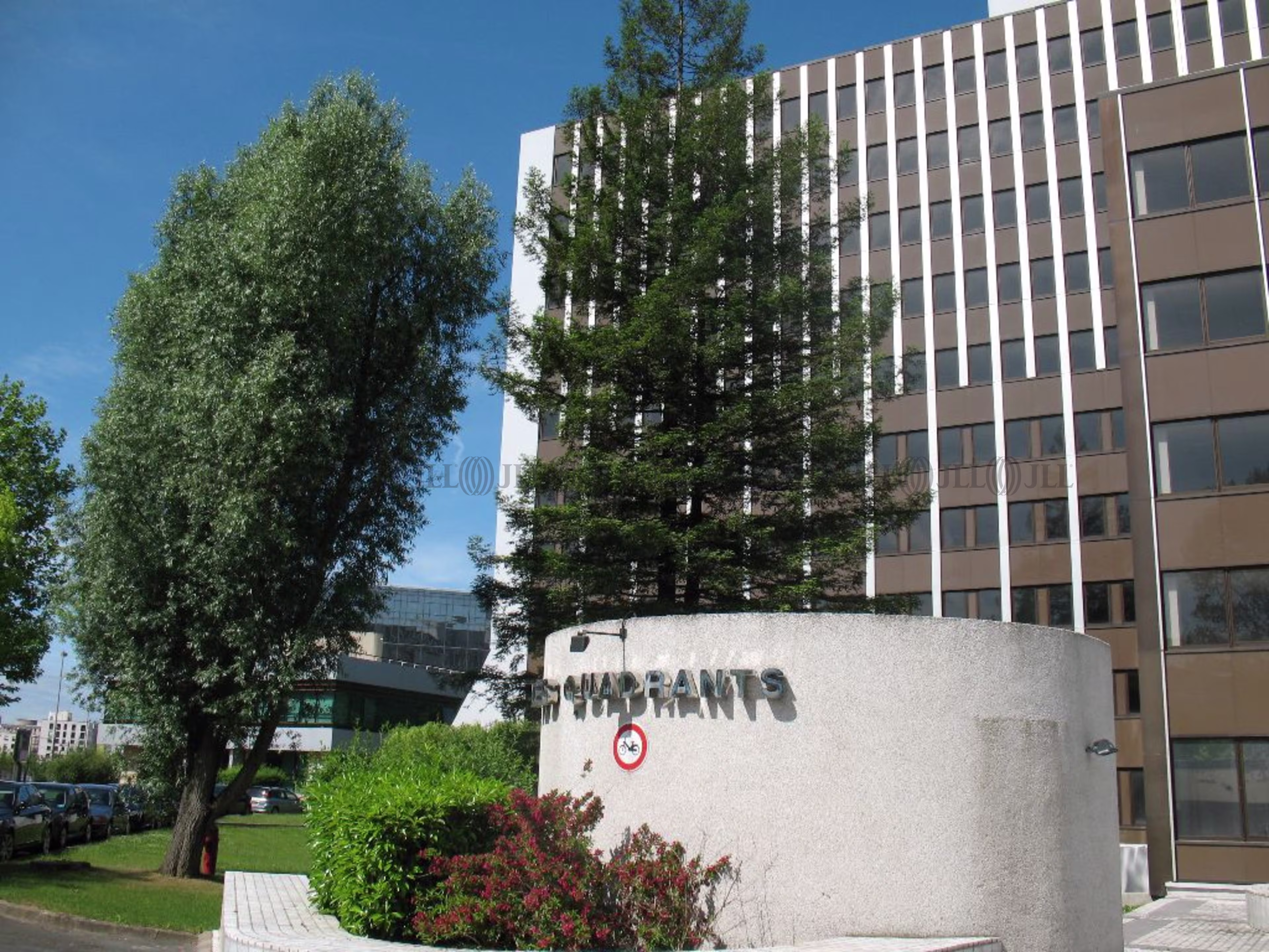 3 AVENUE DU CENTRE