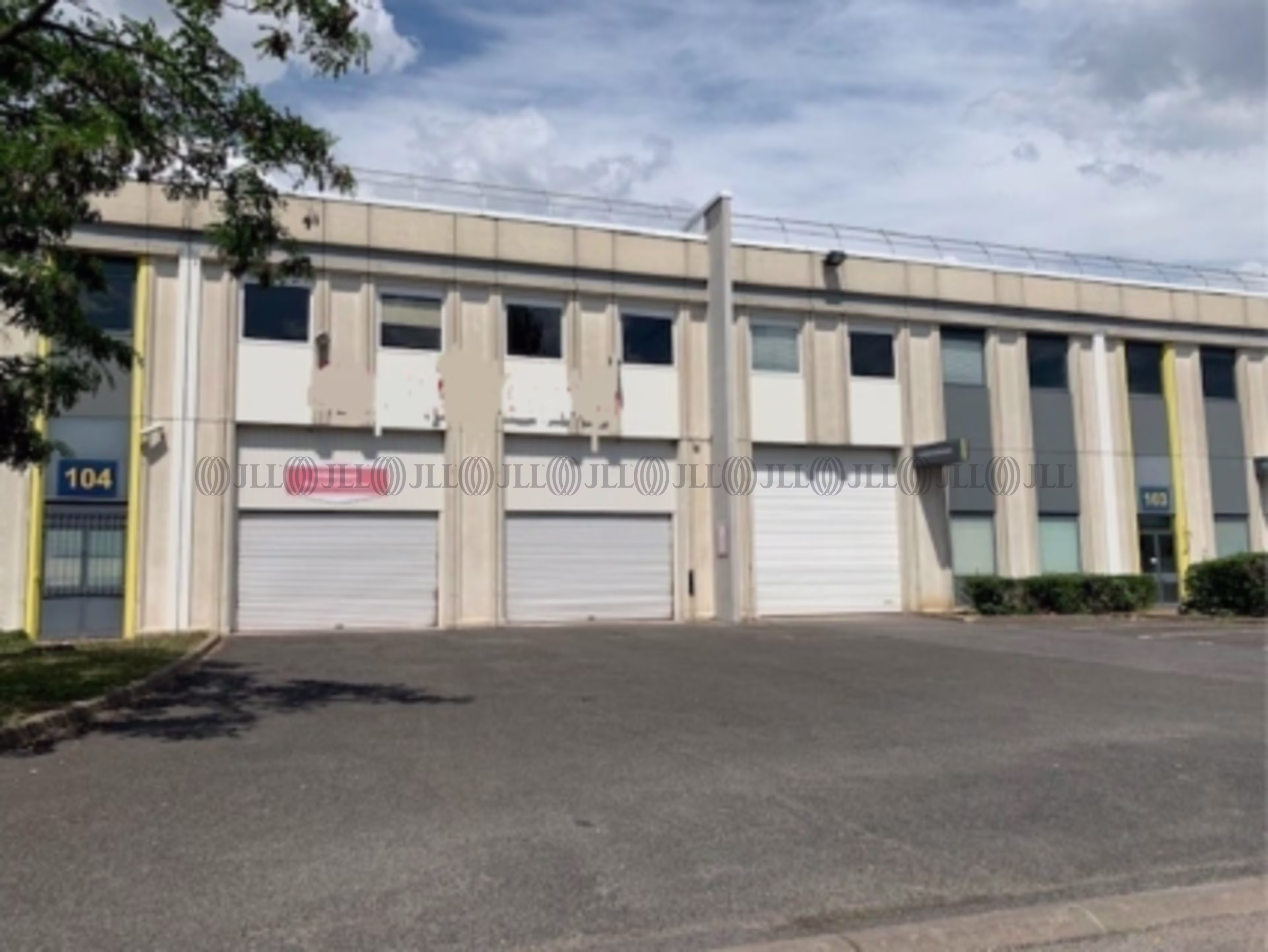 86-114 AVENUE LOUIS ROCHE