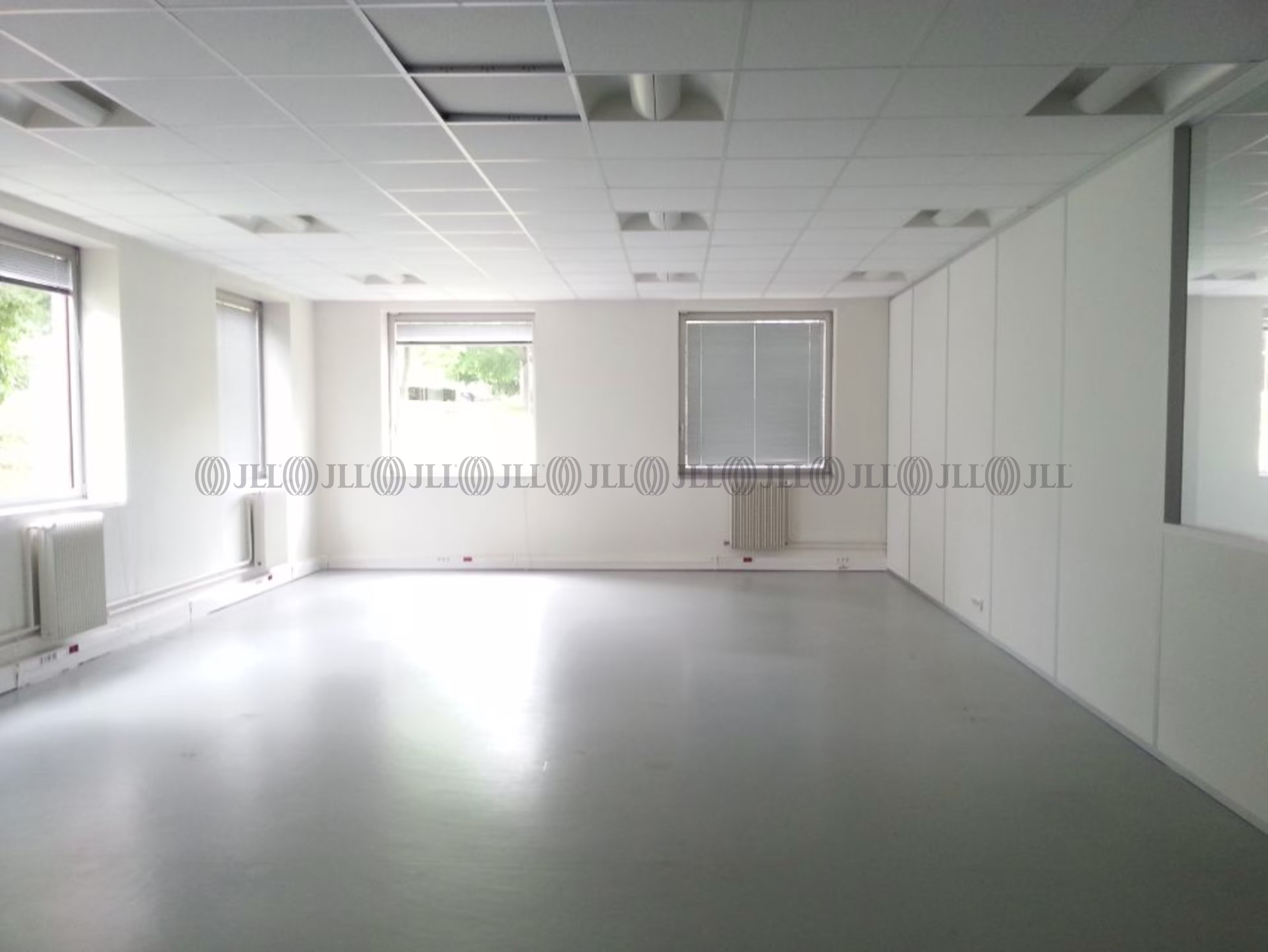 15-23 RUE GEORGES BESSE