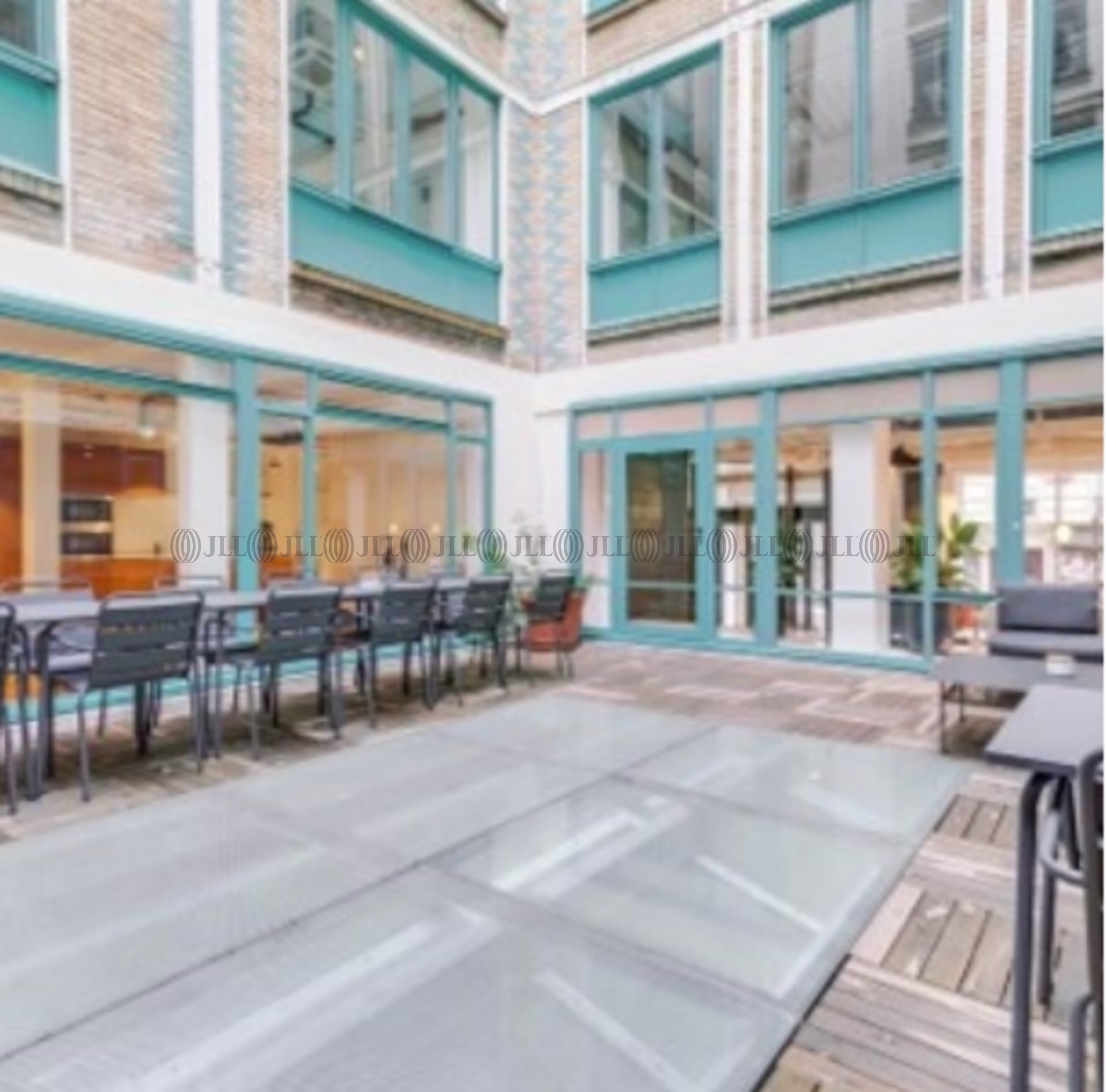 86-90 RUE NOTRE DAME DE NAZARETH