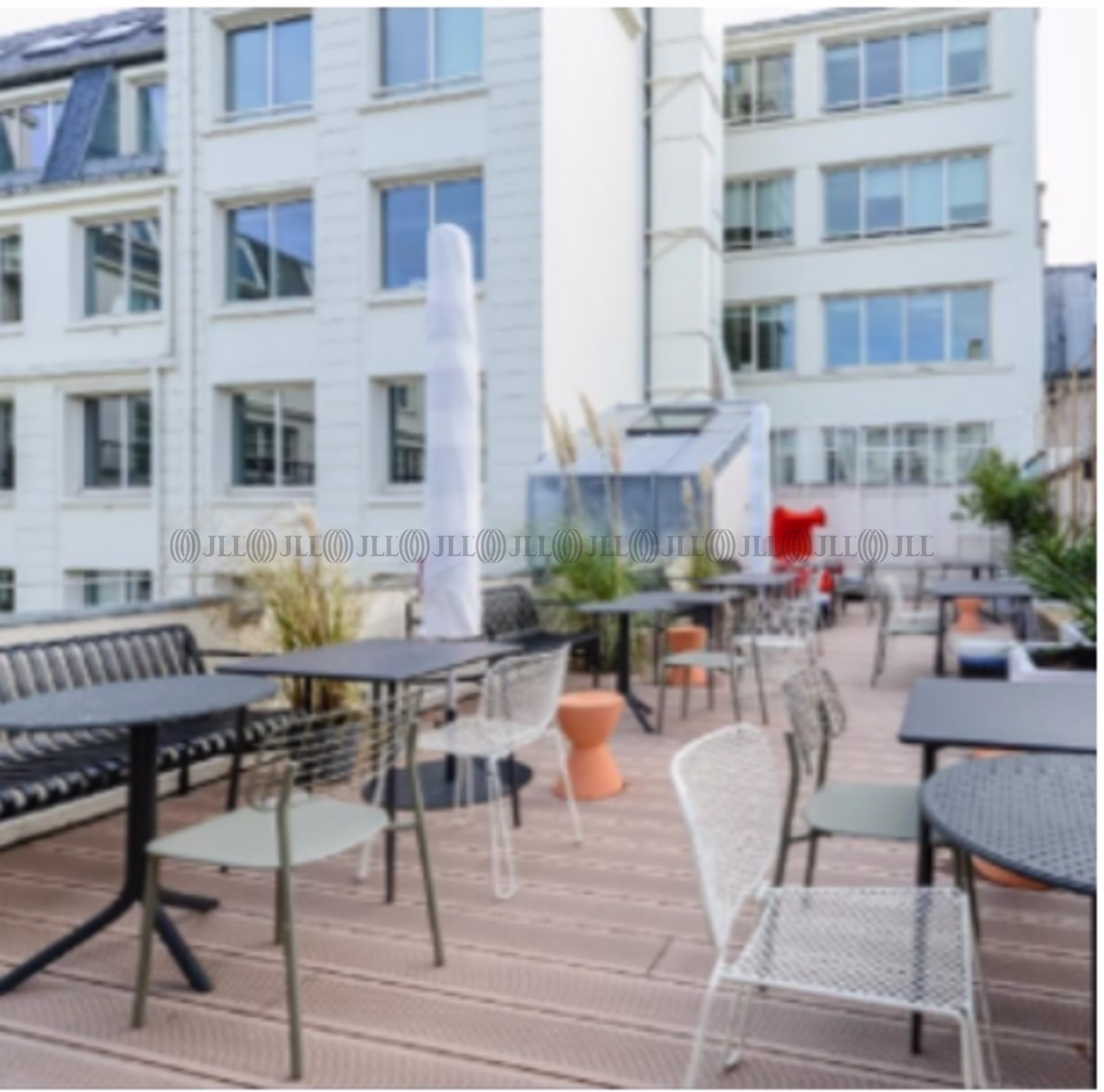 18 BOULEVARD MALESHERBES