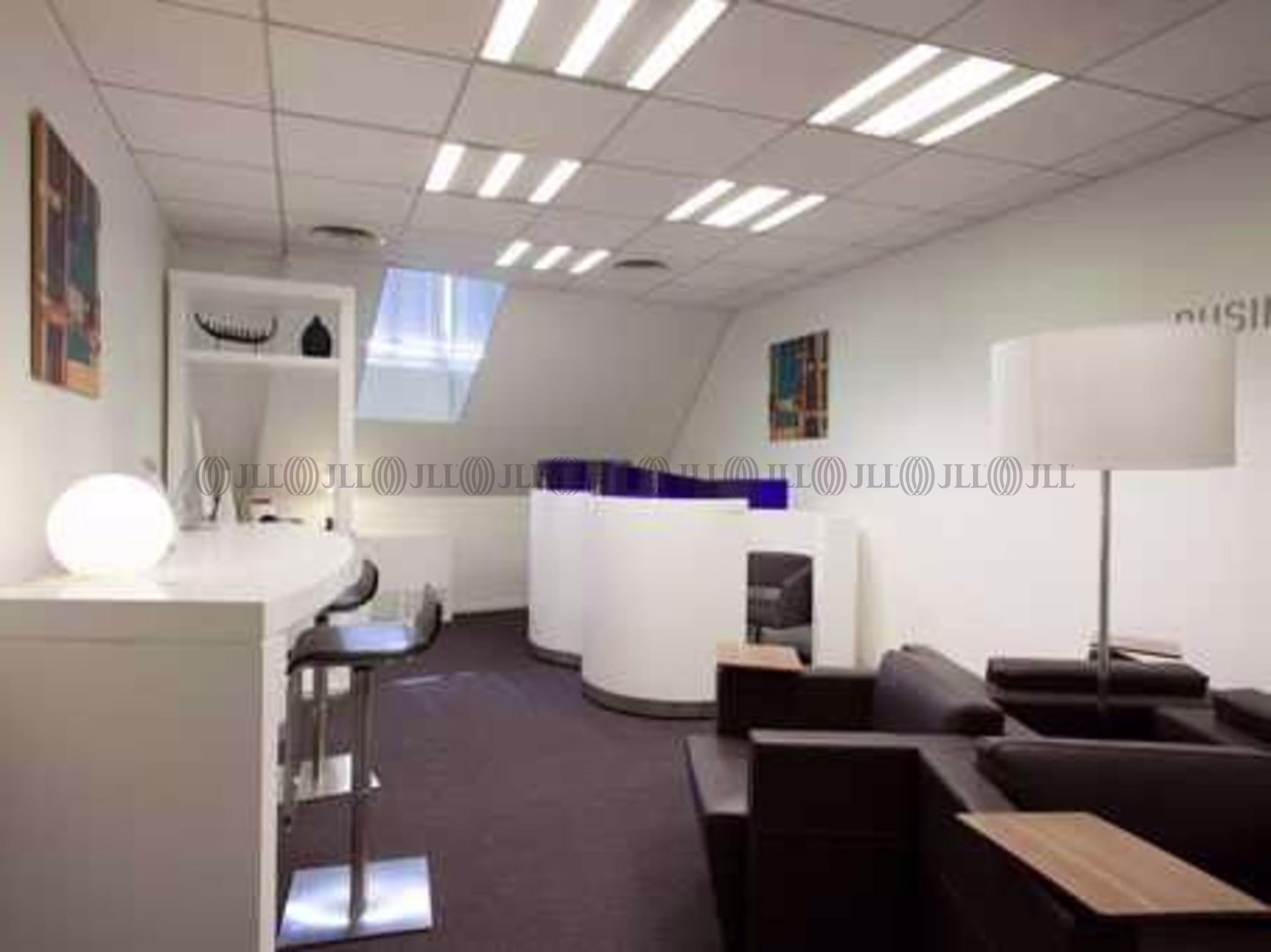 12-14 ROND POINT DES CHAMPS ELYSEES