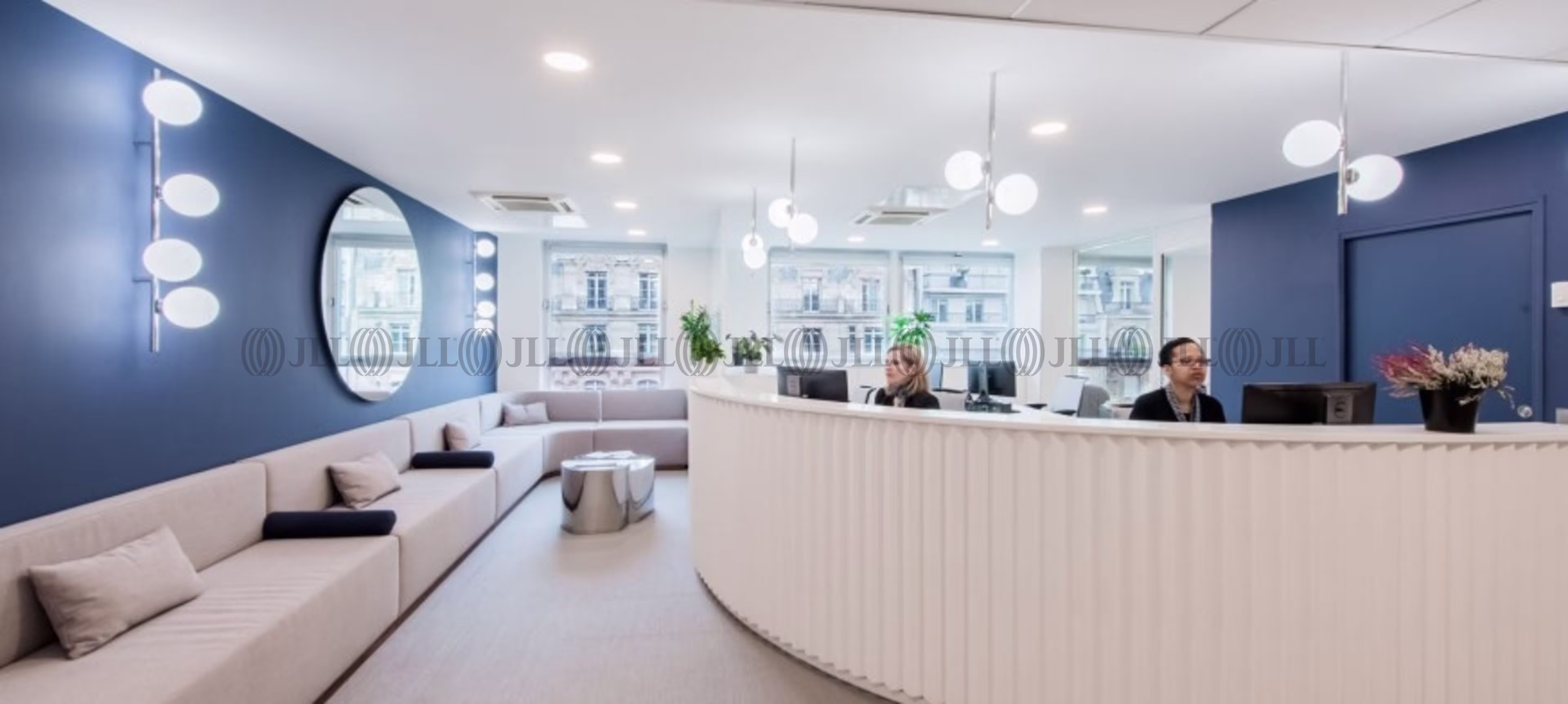 42 AVENUE MONTAIGNE