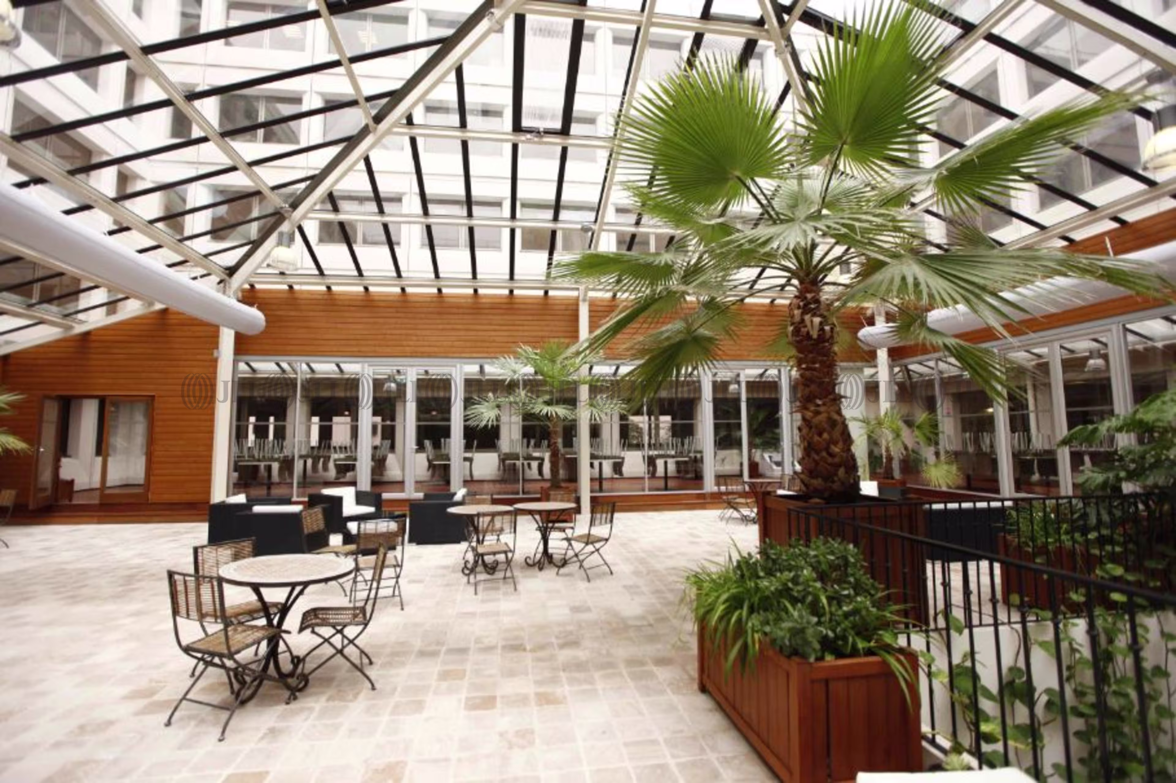 13-15 RUE DU PONT DES HALLES