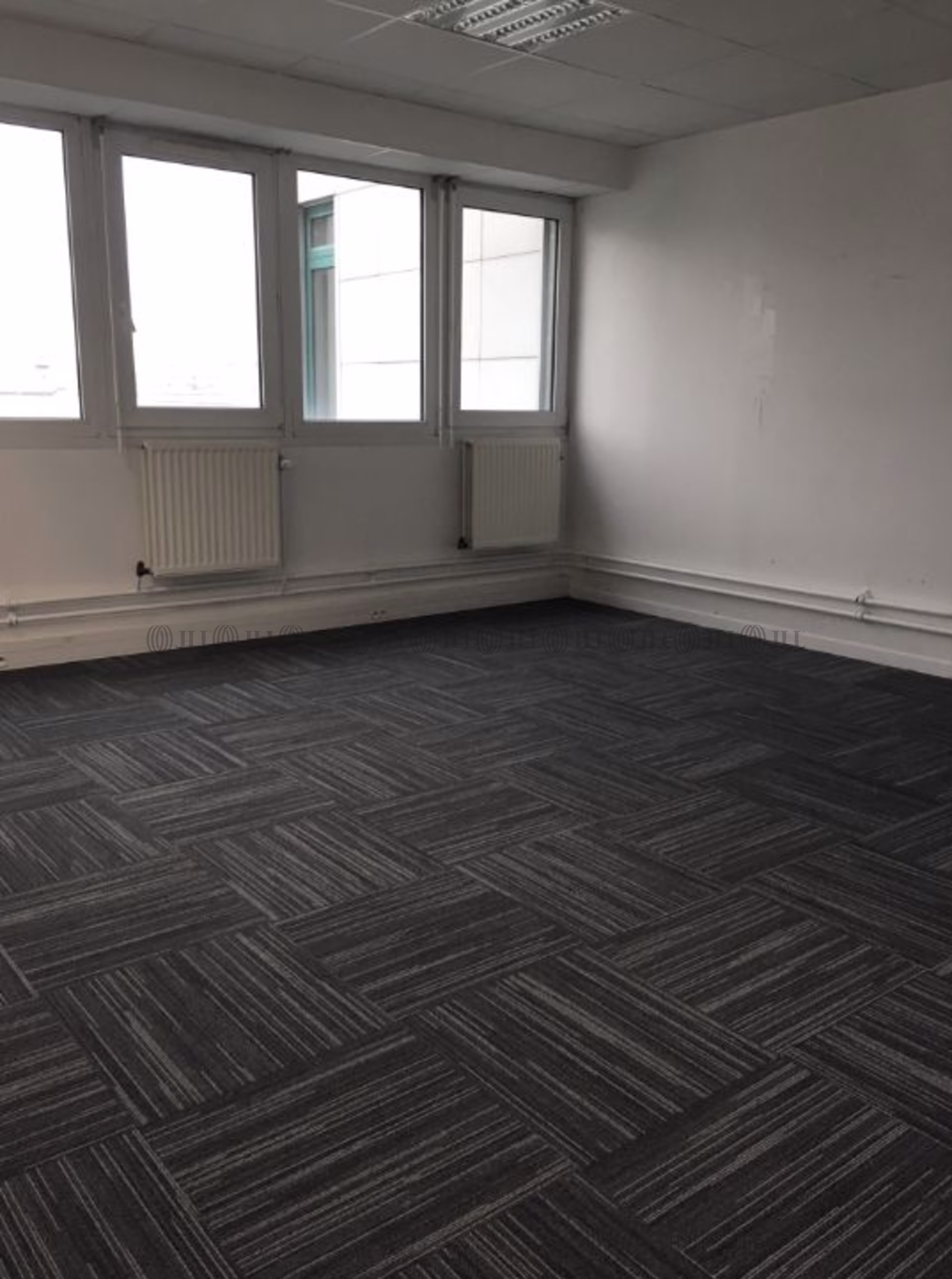 2TER-4 AVENUE DE FRANCE
