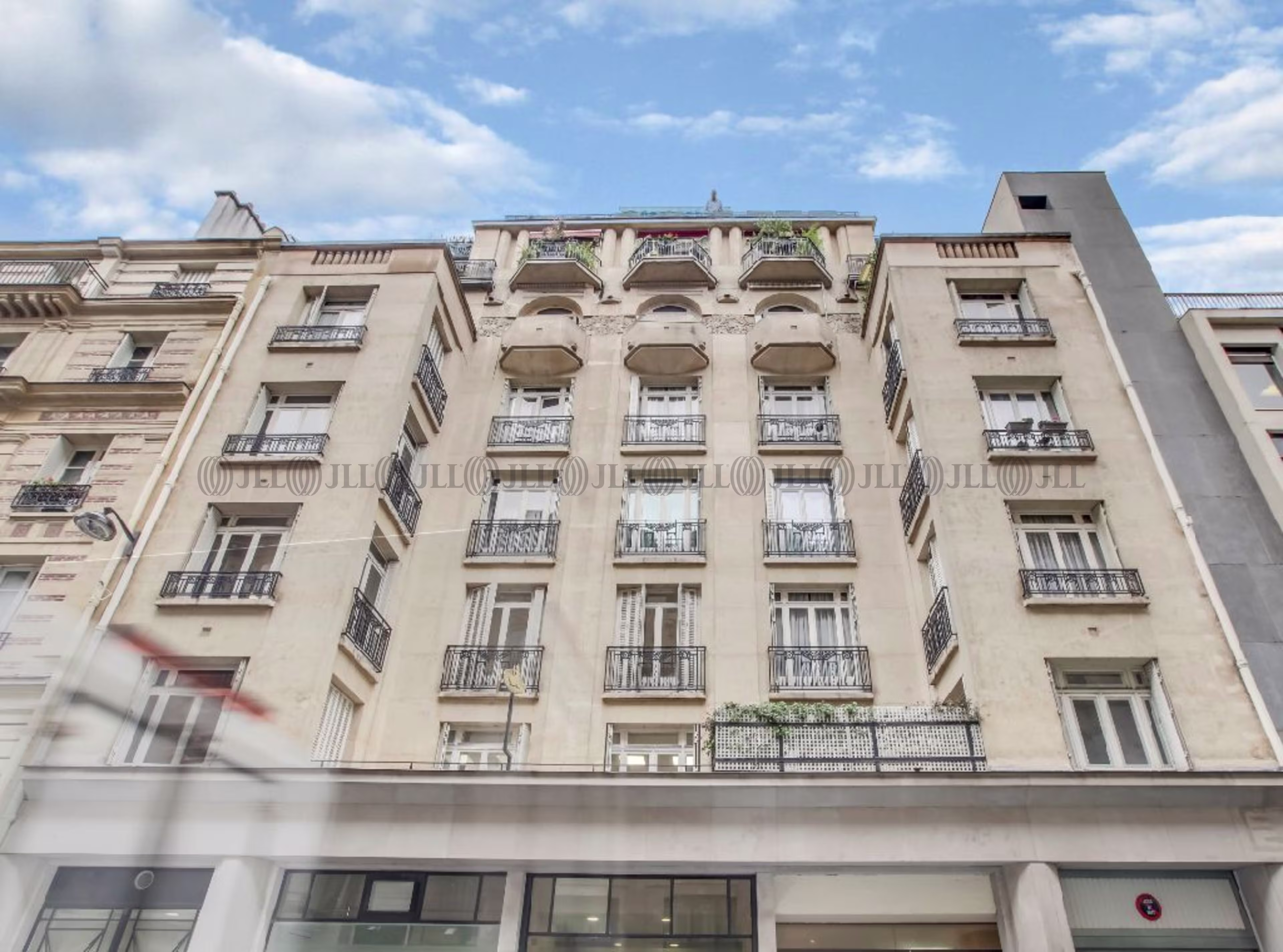 10 RUE PERGOLESE