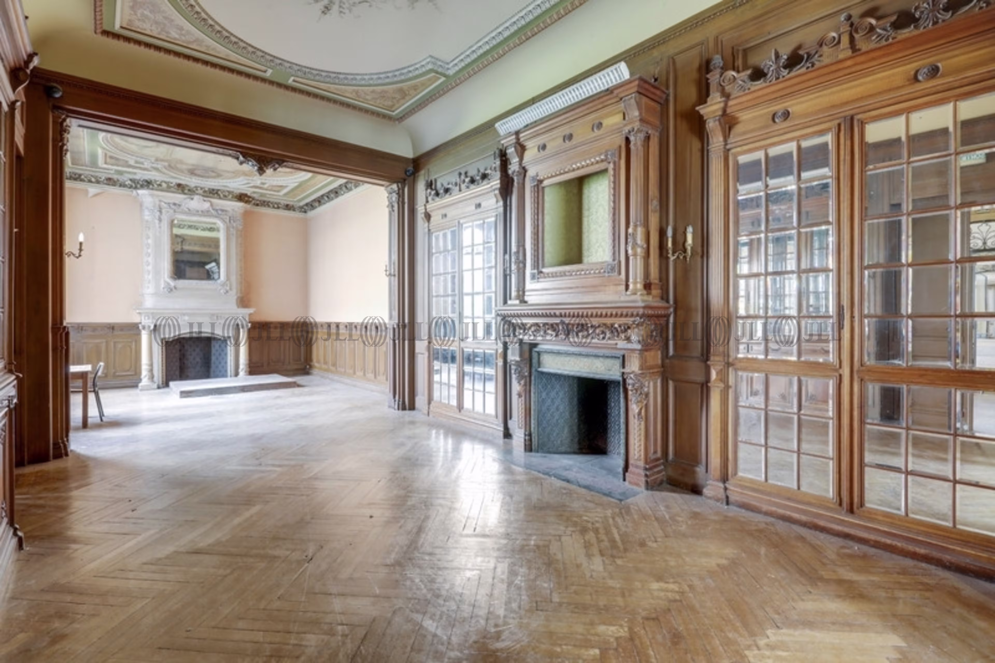 56 RUE ROYALE