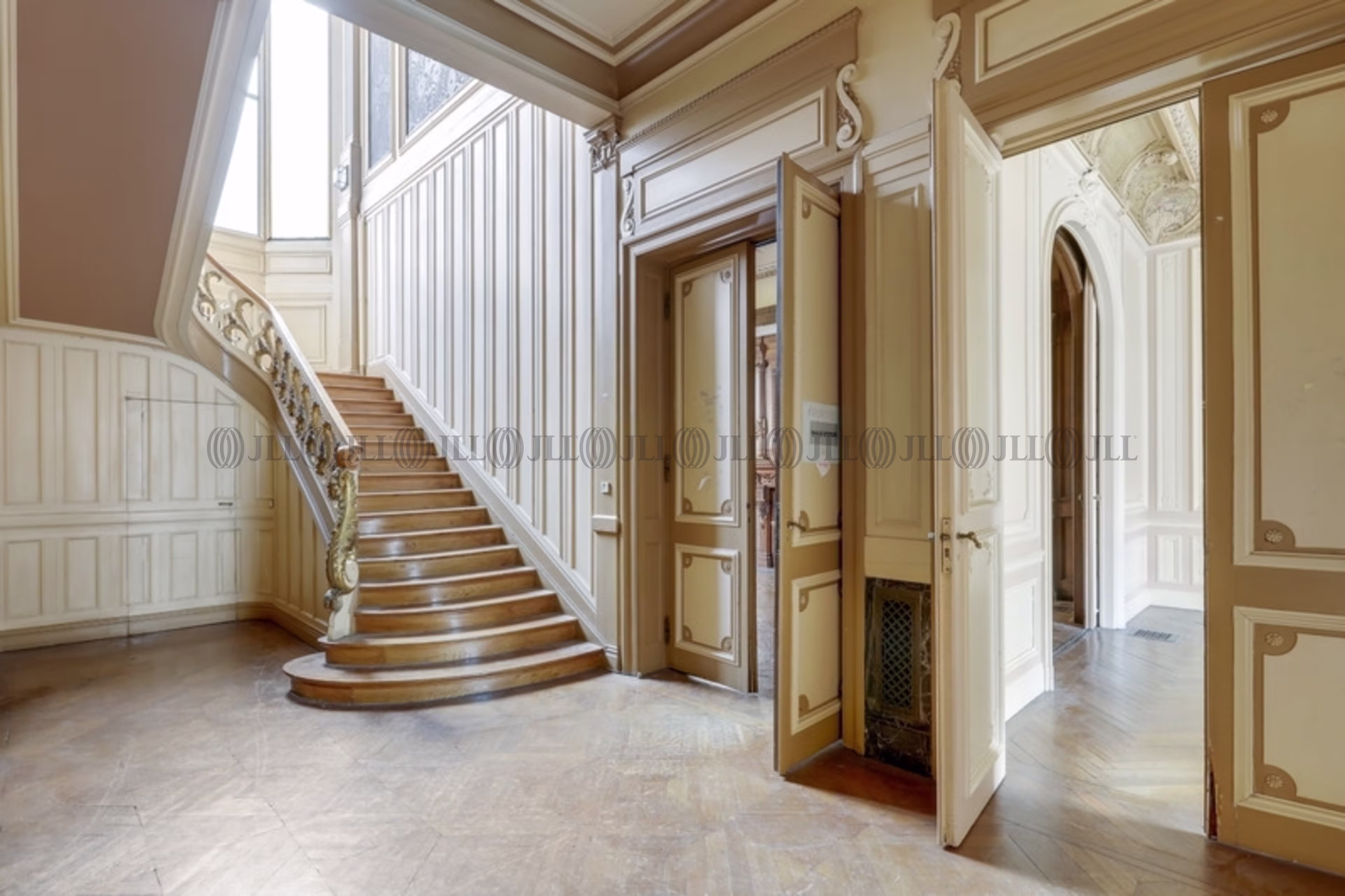 56 RUE ROYALE