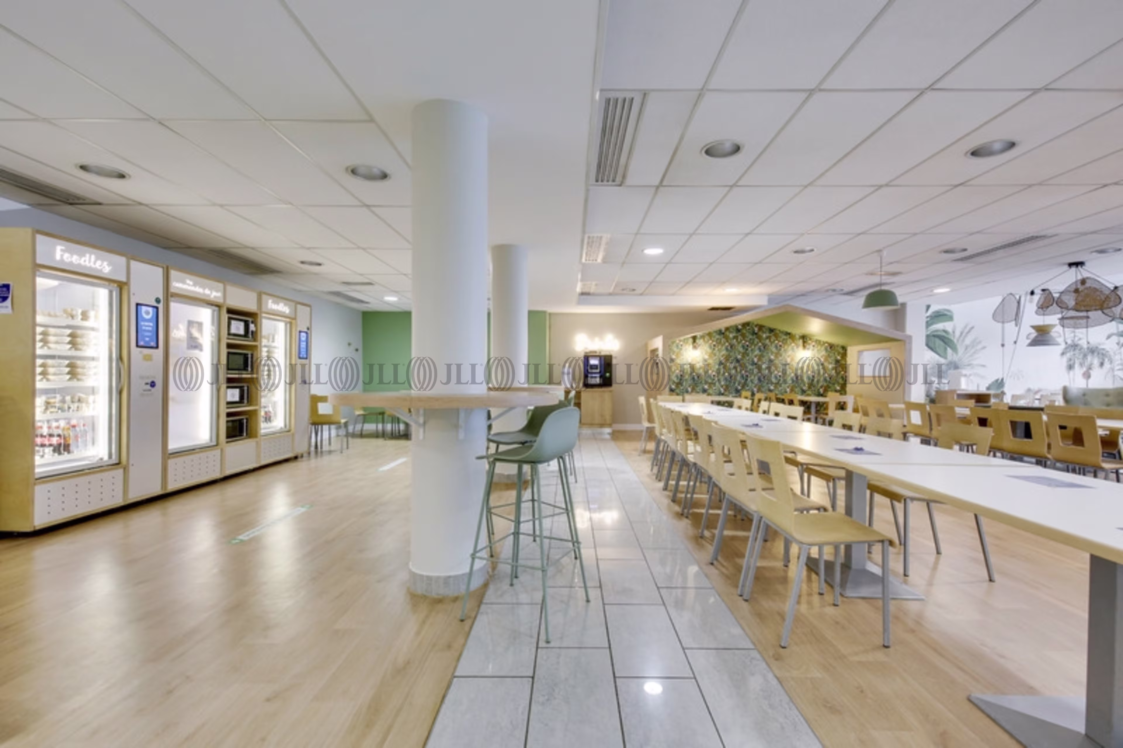 34-44 RUE JEAN MERMOZ