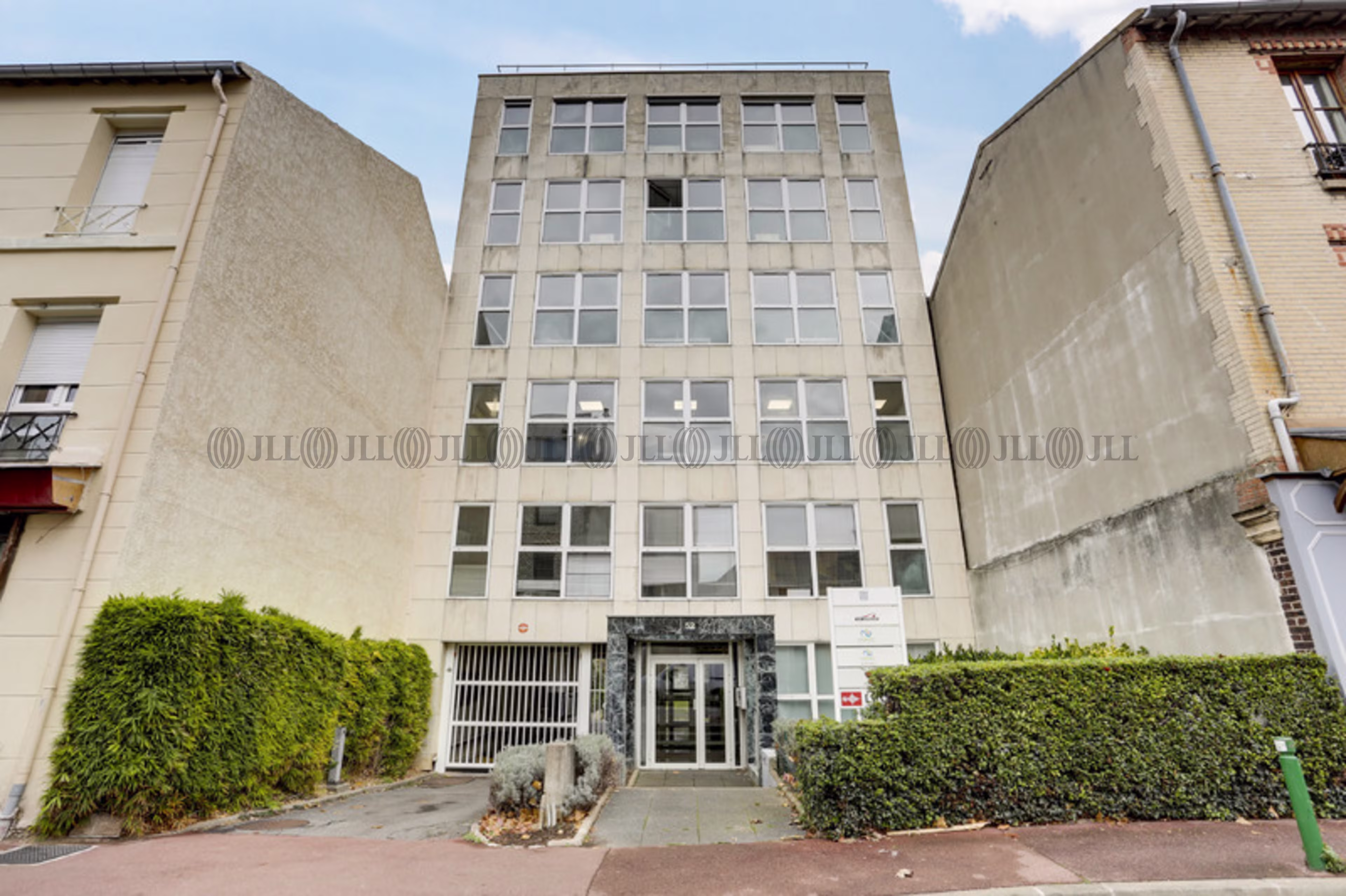 52 RUE PAUL VAILLANT COUTURIER