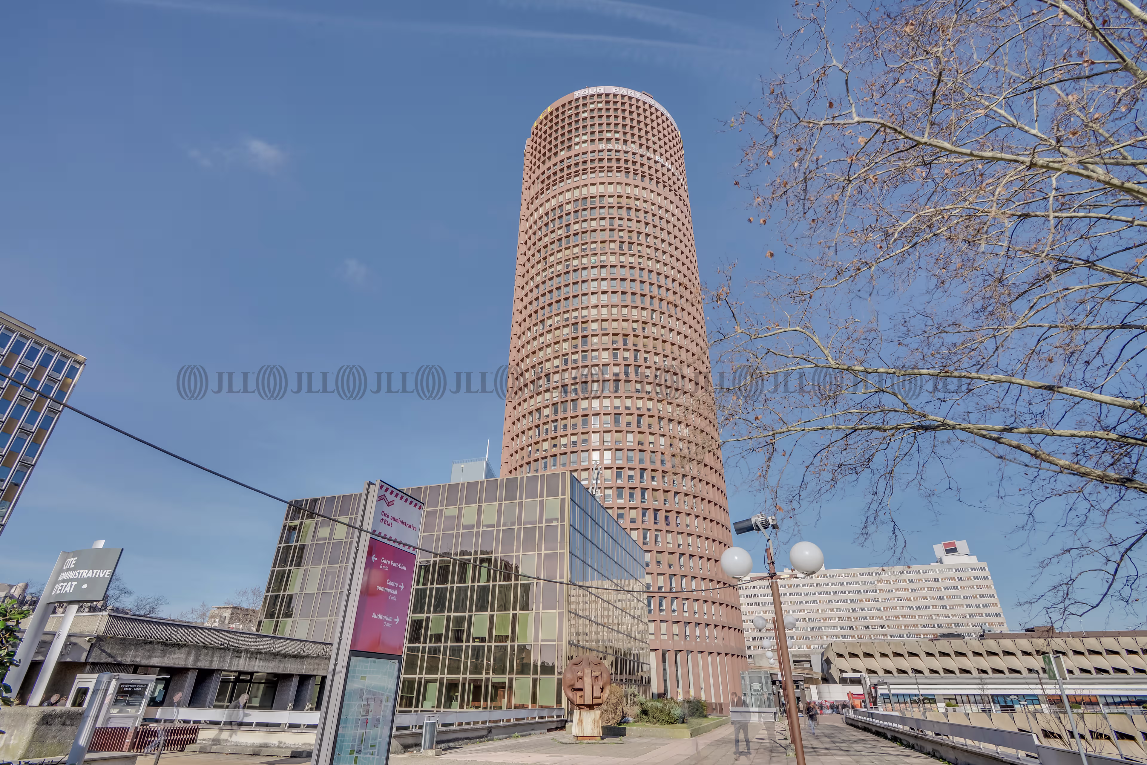 129 RUE SERVIENT